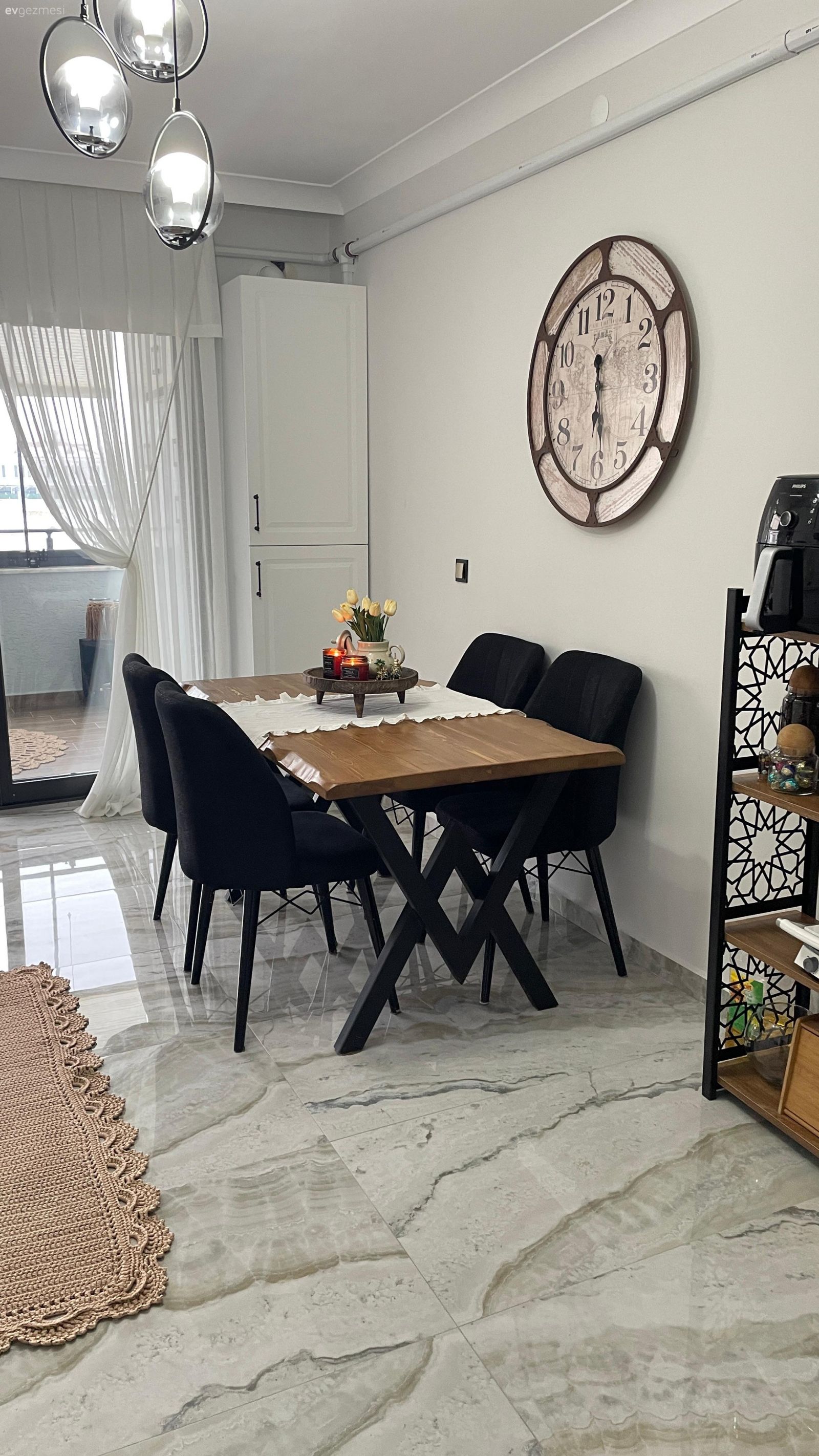 Bu Bayburt Evinde Farklı Tarzların Geçişine İzin Verilmiş