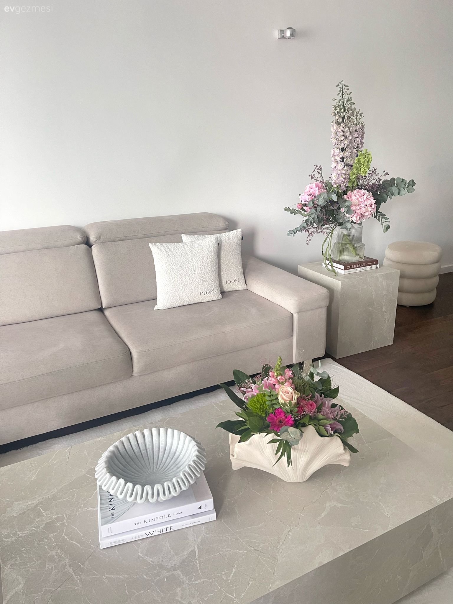 Minimalist Dekorasyon Örnekleri: Farklı Fikirler ve Dekorlar