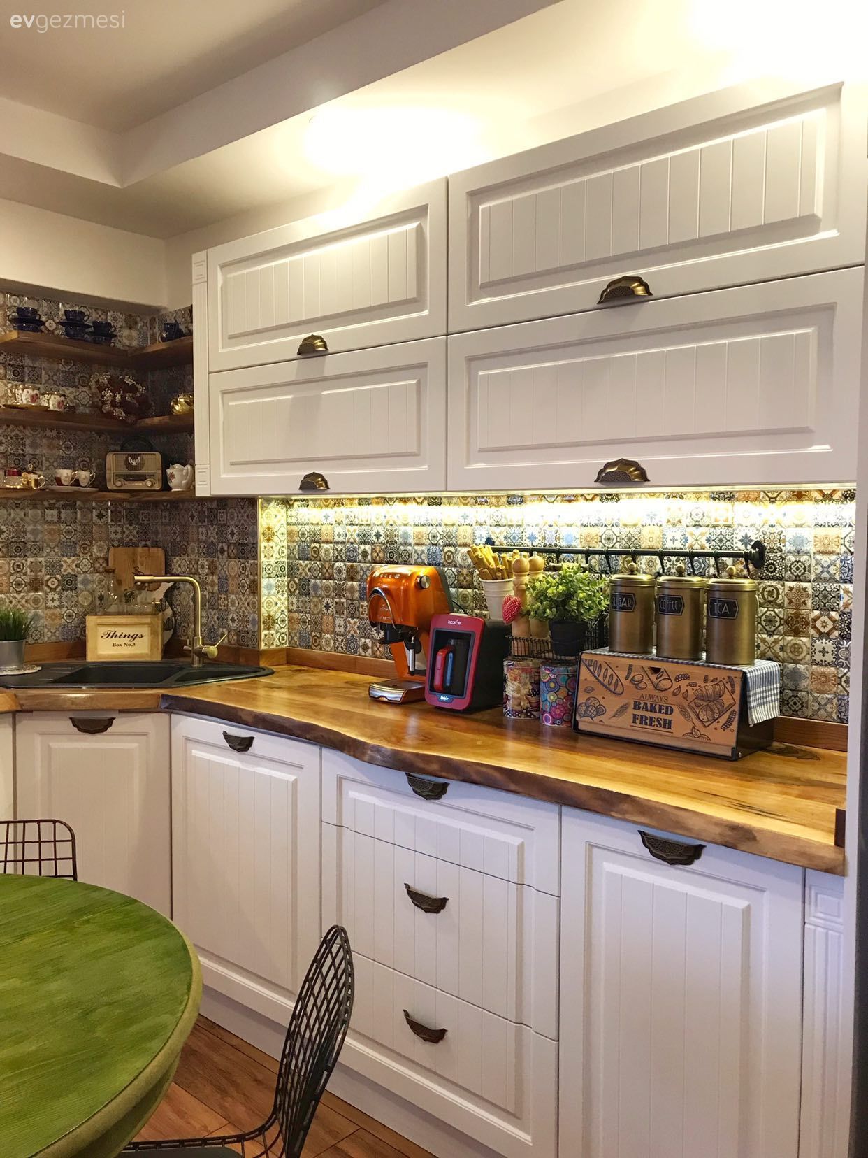 Bu Capcanlı Evde Renkleri ve Desenleri Durdurabilene Aşk Olsun!