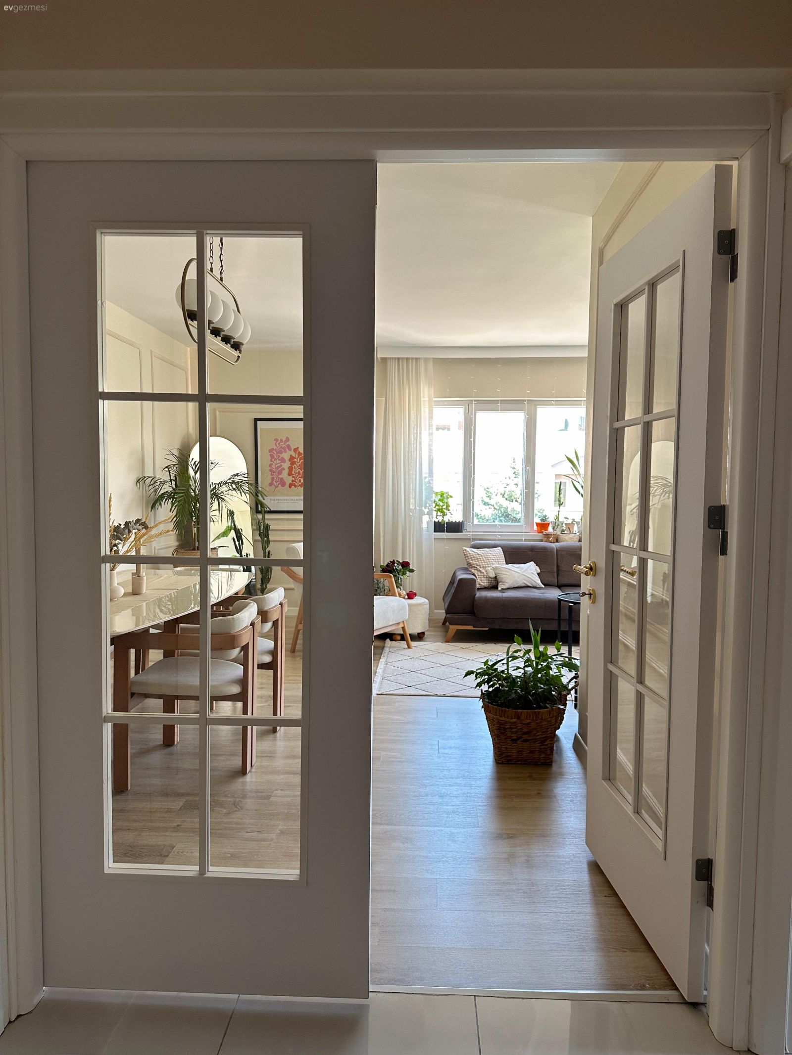 L Tipi Salona Sahip Bu Ankara Evinde Bitkiler Sıcaklık Kaynağı!