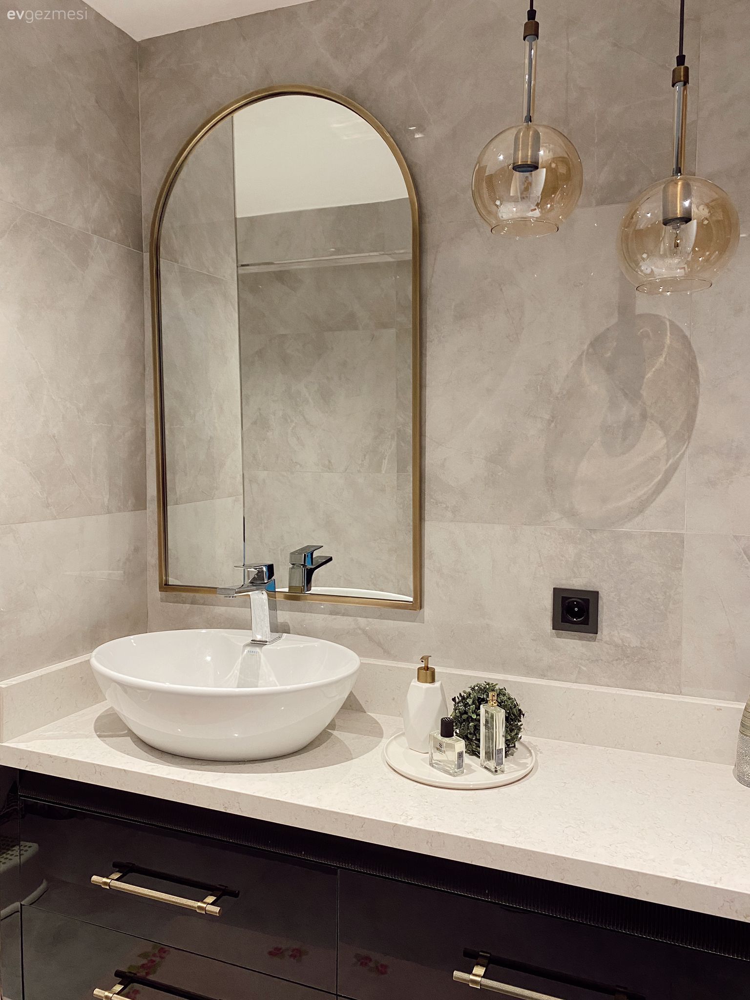 Banyo Aynası Alacaklara İlham Olacak Ayna Modelleri