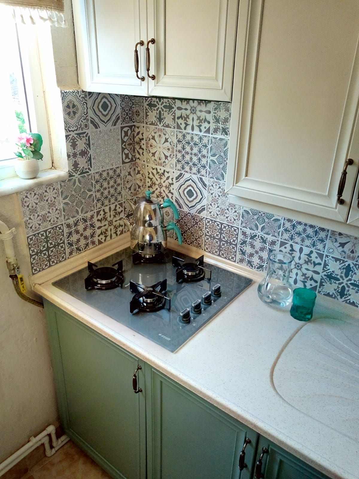 Öncesi&Sonrası: Düşük Maliyetle Ferahlığa Kavuşan Bir Mutfak!