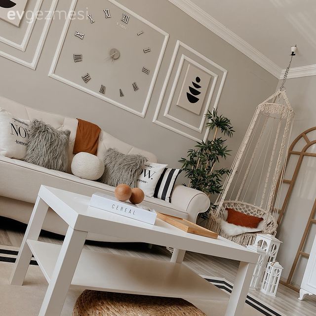 Bu İzmir Evi Açık Renklerden Aldığı Ferahlığı Sıcak Vurgularla Tamamlamış!