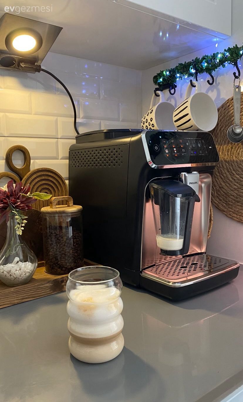 Bu TOKİ Evinde Mutfakla Birleşen Balkon Alanı Genişletmiş