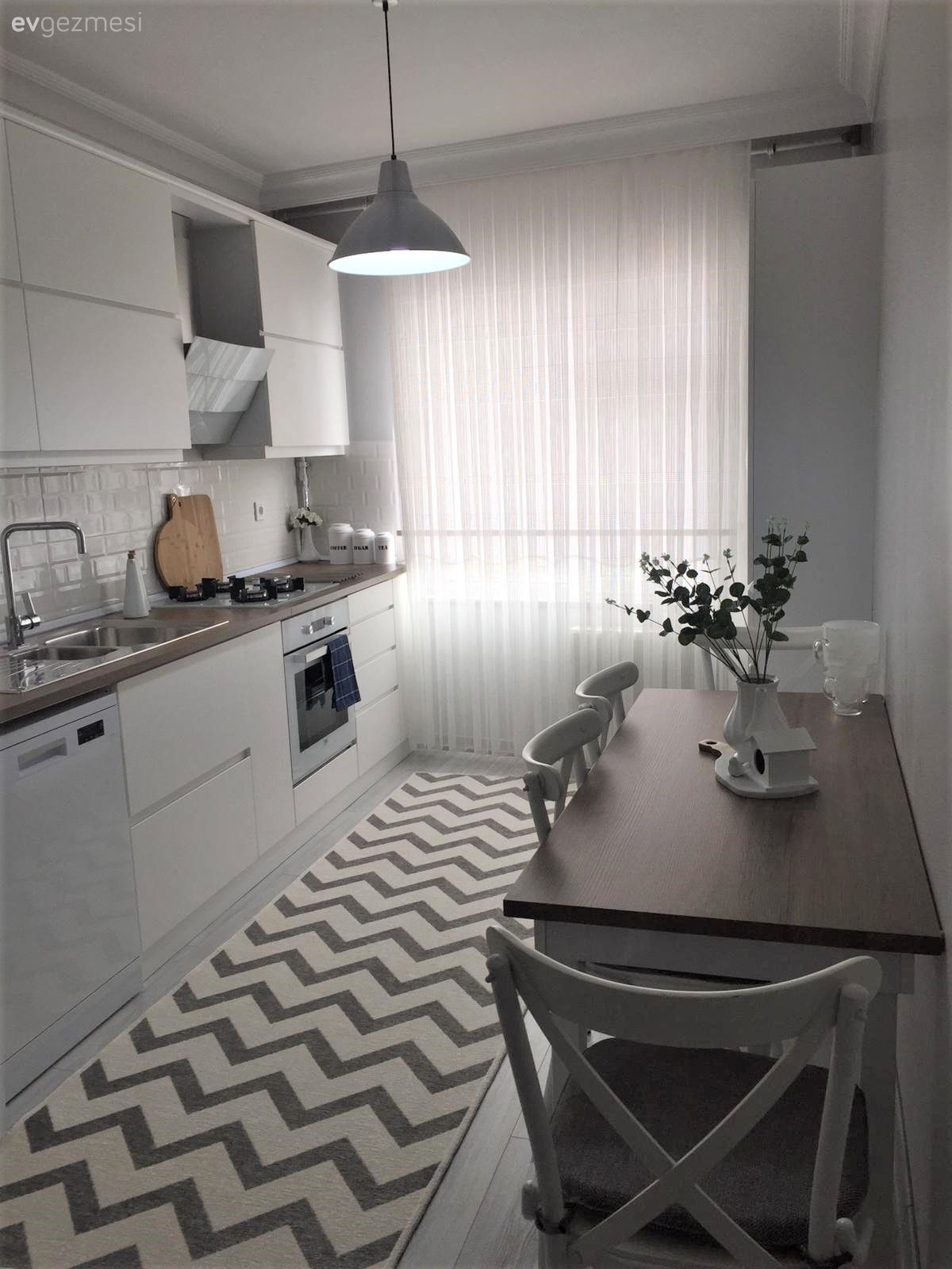 Mutfak, Beyaz mutfak, Modern mutfak, Mutfak tezgahı, Mutfak tezgah arası, Mutfak Avize Modelleri, Mutfak halısı, Mutfak masası, Sandalye, Ankastre