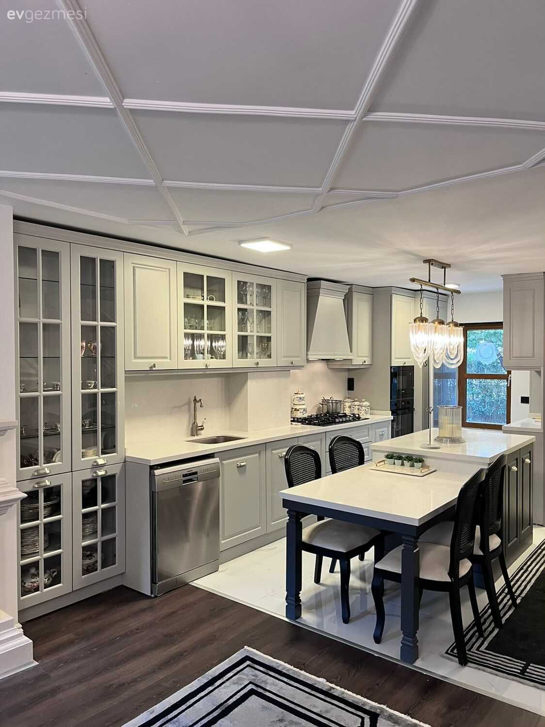 25 Yıllık Bu Müstakil Ev Yeni Haliyle Yıllara Meydan Okuyor!