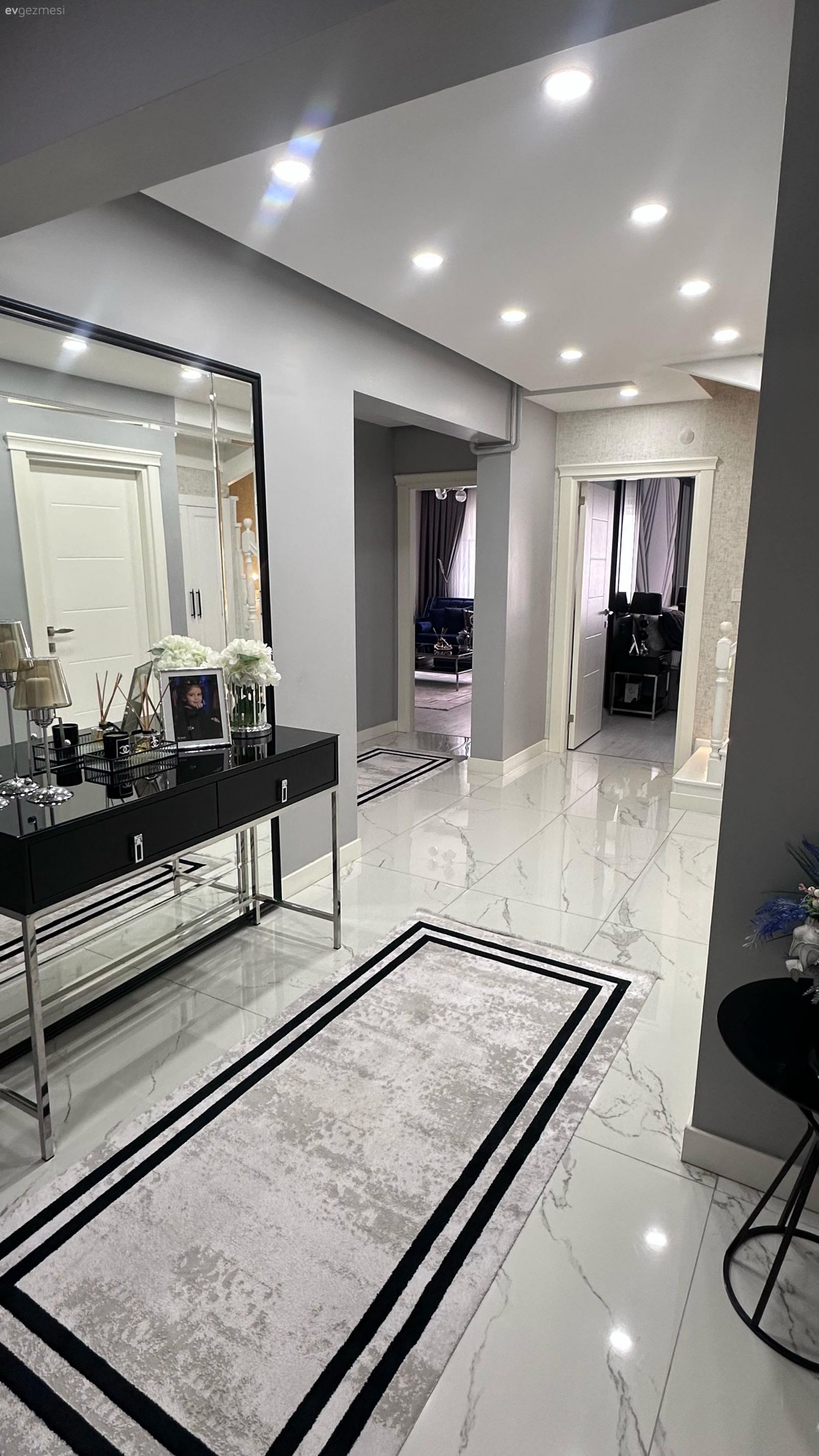 Bu Dubleks Evin İçinde Her Amaca Hizmet Eden Ayrı Bir Oda Var