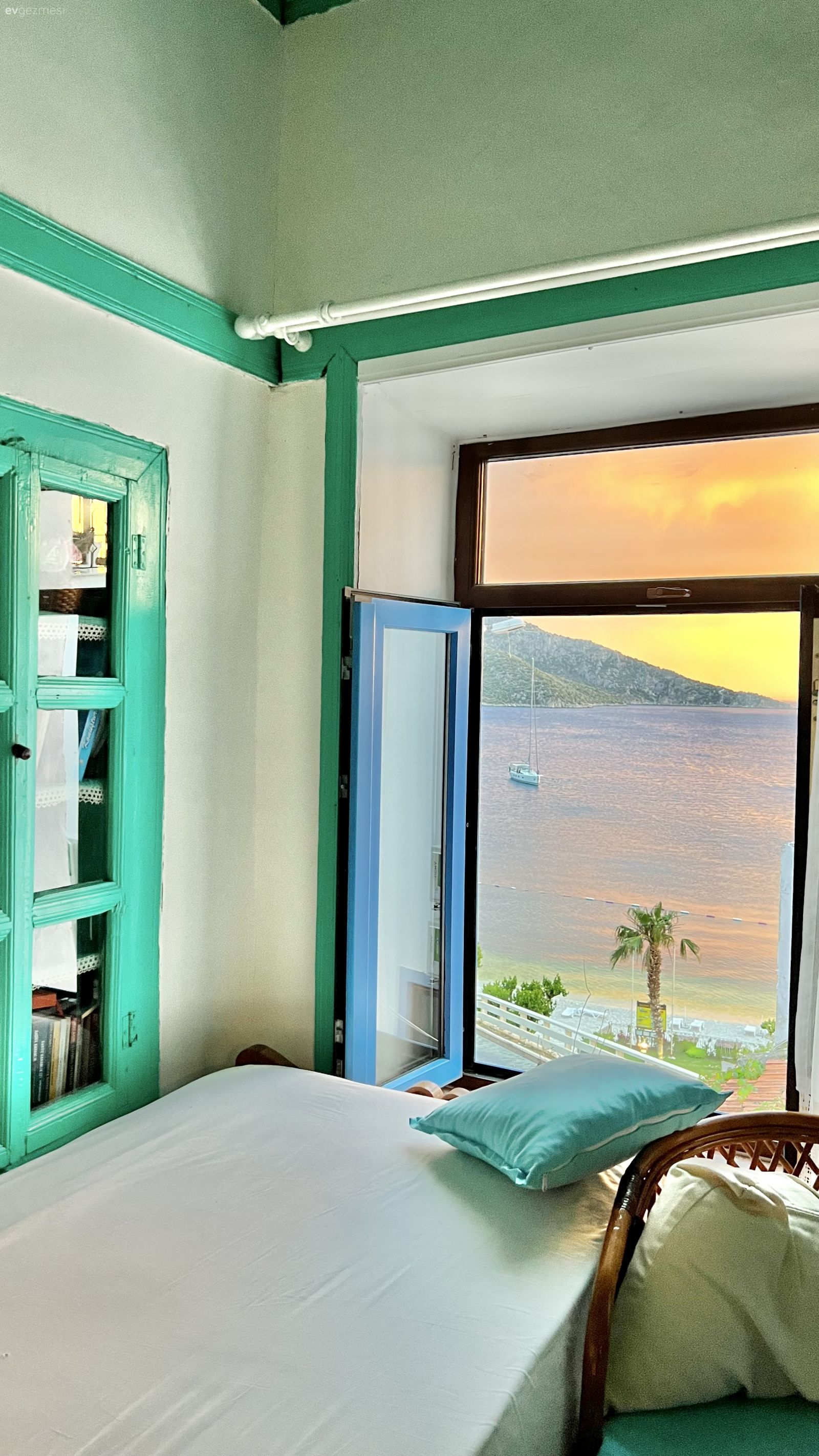 100 Yılı Devirmiş Bu Tarihi Rum Evi Denizin Asırlık Sevgilisi!