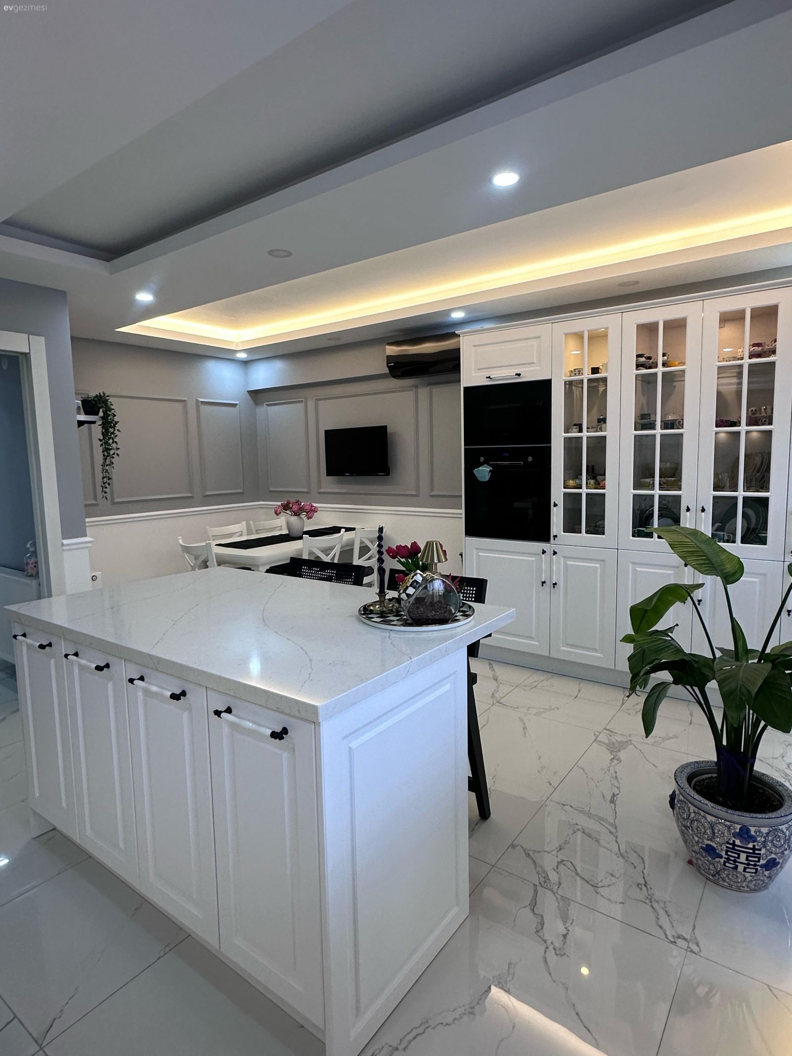 Bu Dubleks Evin İçinde Her Amaca Hizmet Eden Ayrı Bir Oda Var