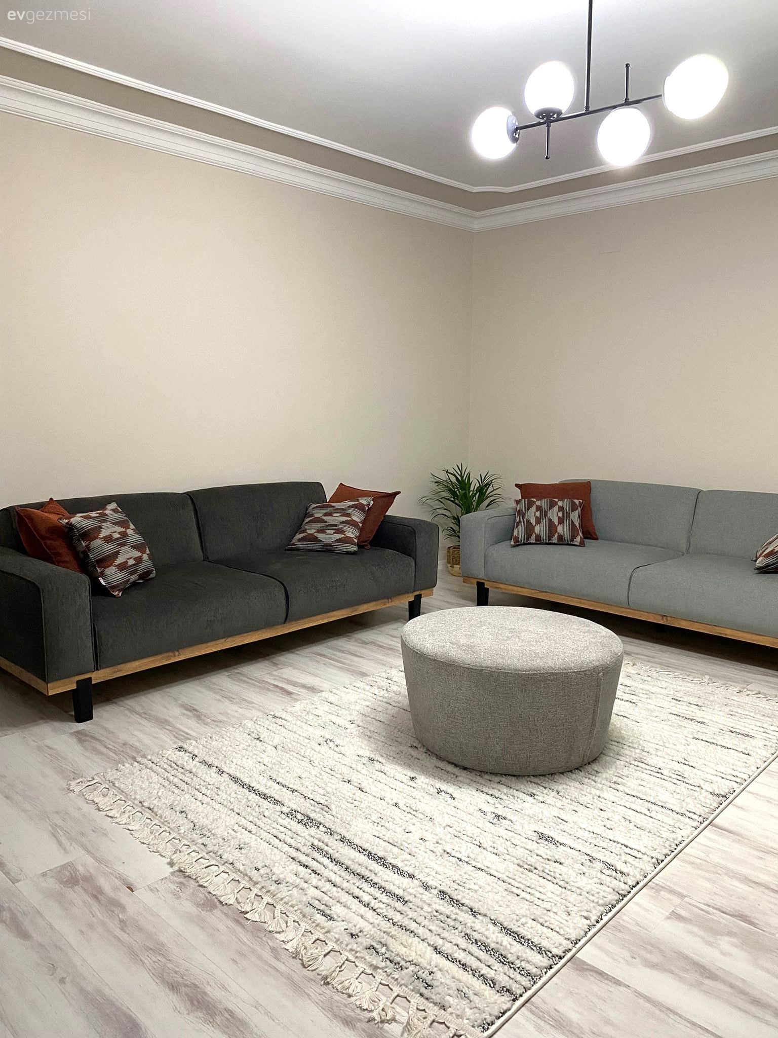 Grinin Tonlarını Kucaklayan Bu Trabzon Dekorunda Abartıya Yer Yok!