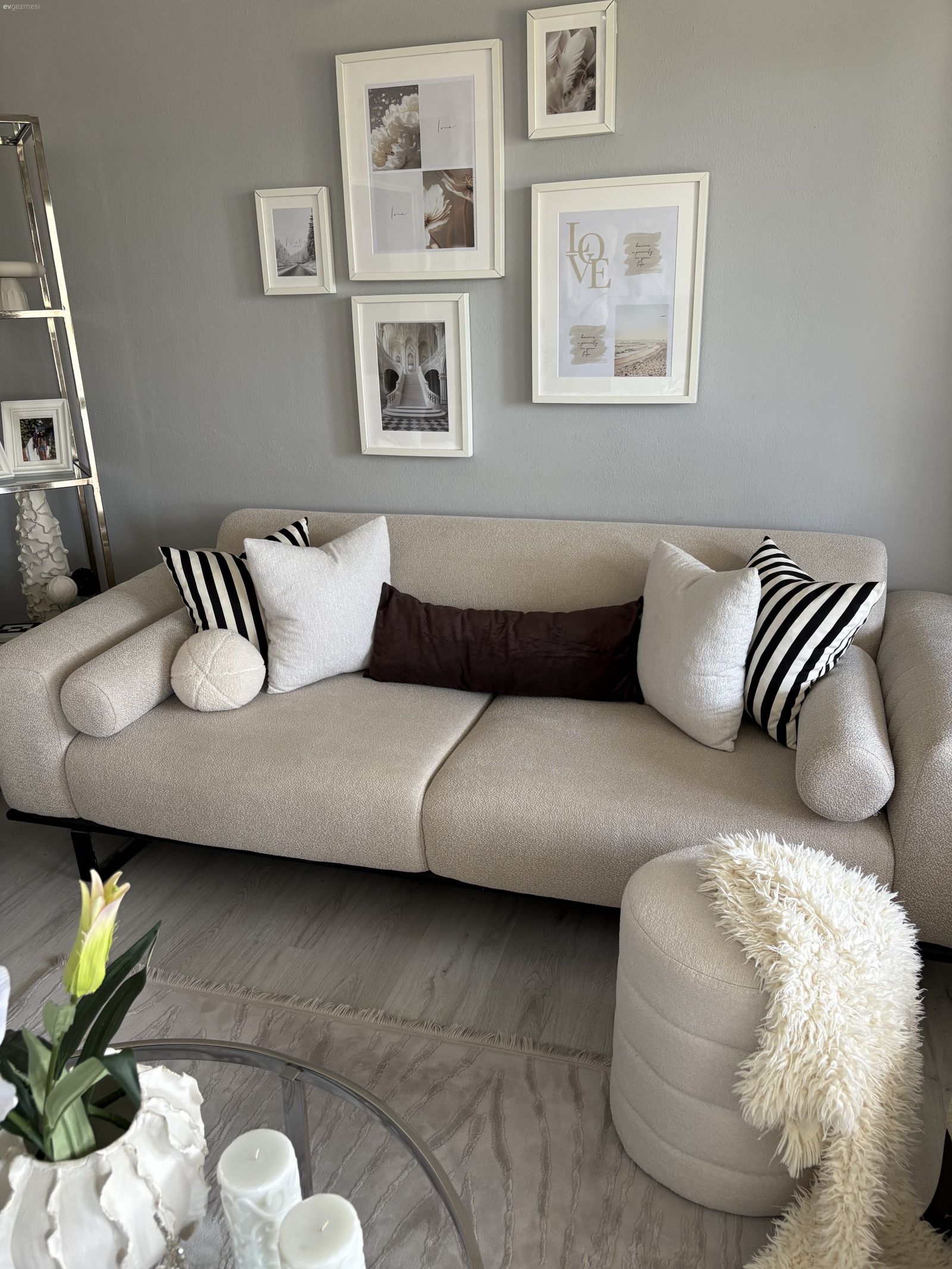 Bu İzmir Lojmanında Farklı Tarzlar Bir Arada Yaşıyor