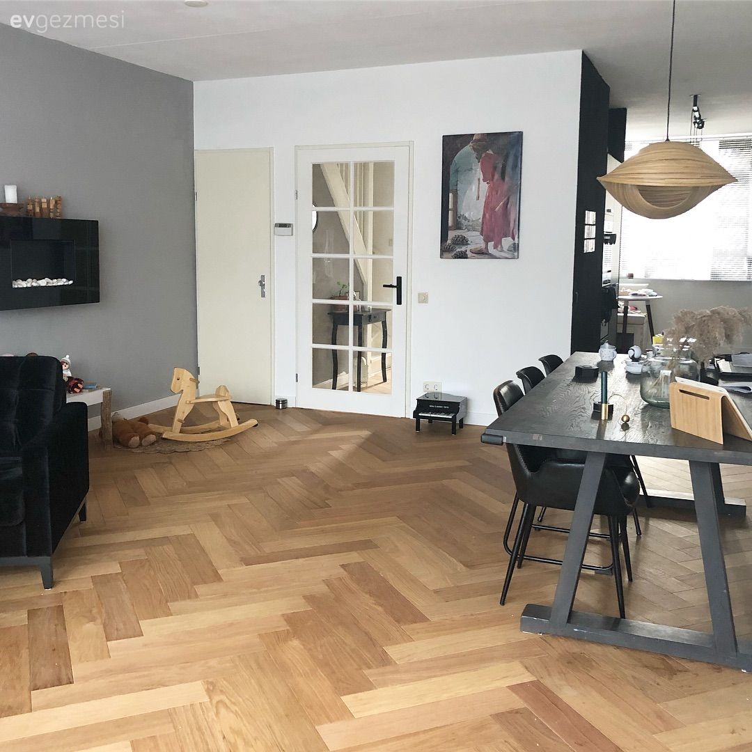 Salon, Parke, Siyah, Yemek masası, Sandalye, Berjer, Tablo, Duvar dekorasyonu, Yemek odası avizesi, Dubleks evler