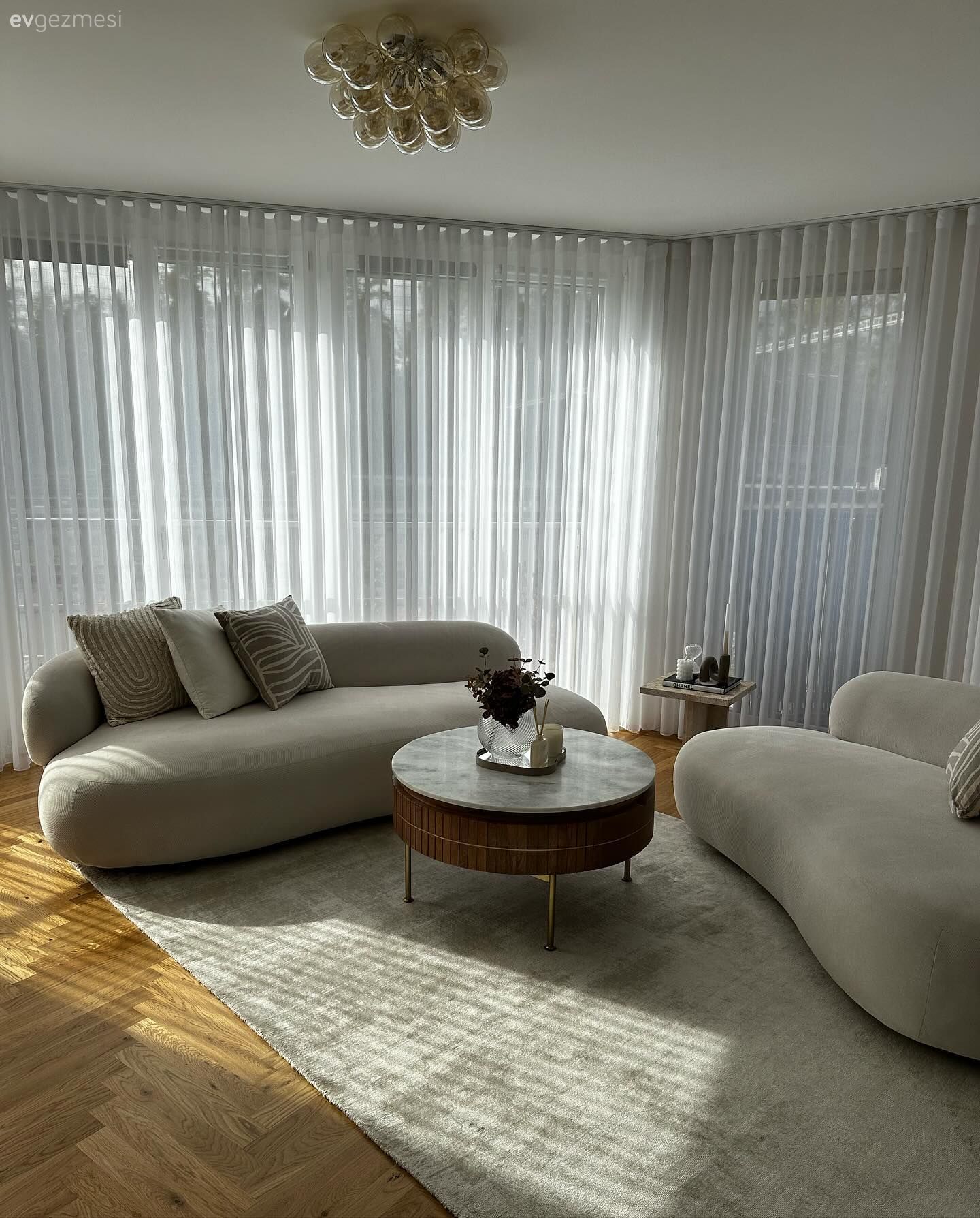 Ev Gezmesi: Çehresi Modern, Tarzı İskandinav Bir Dekor!