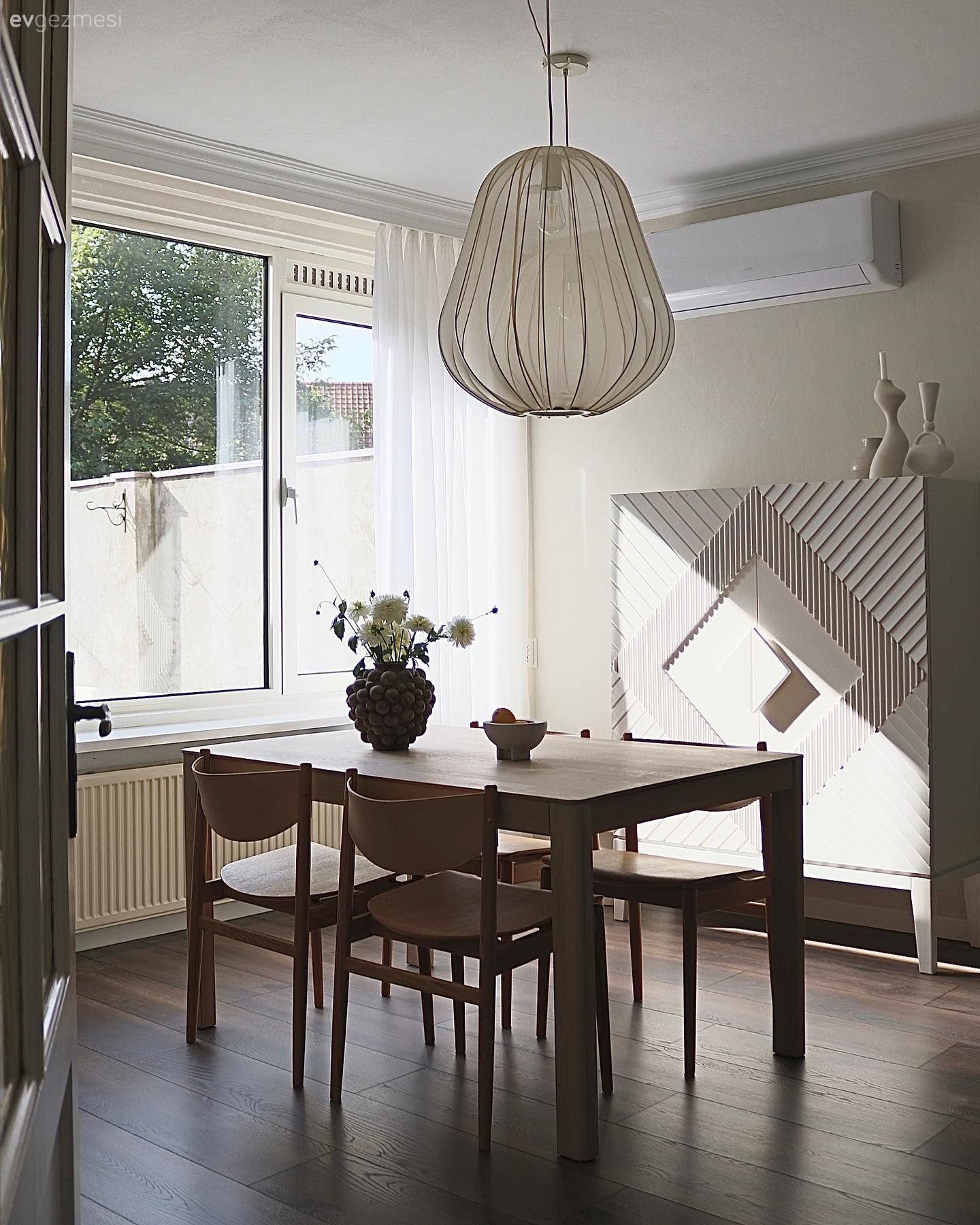 Modern Stilin Dozunu Arttıran Bu Evde Antrenin Cazibesi Apayrı!