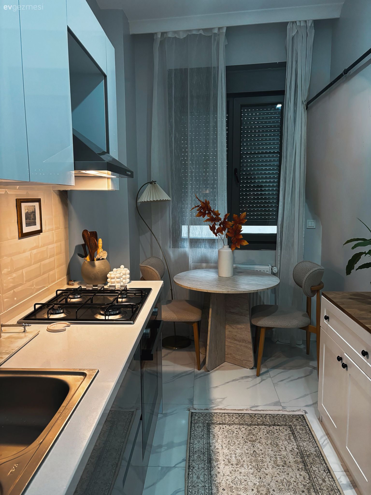 Her Detayıyla Tam Kıvamında  Bir İstanbul Evi