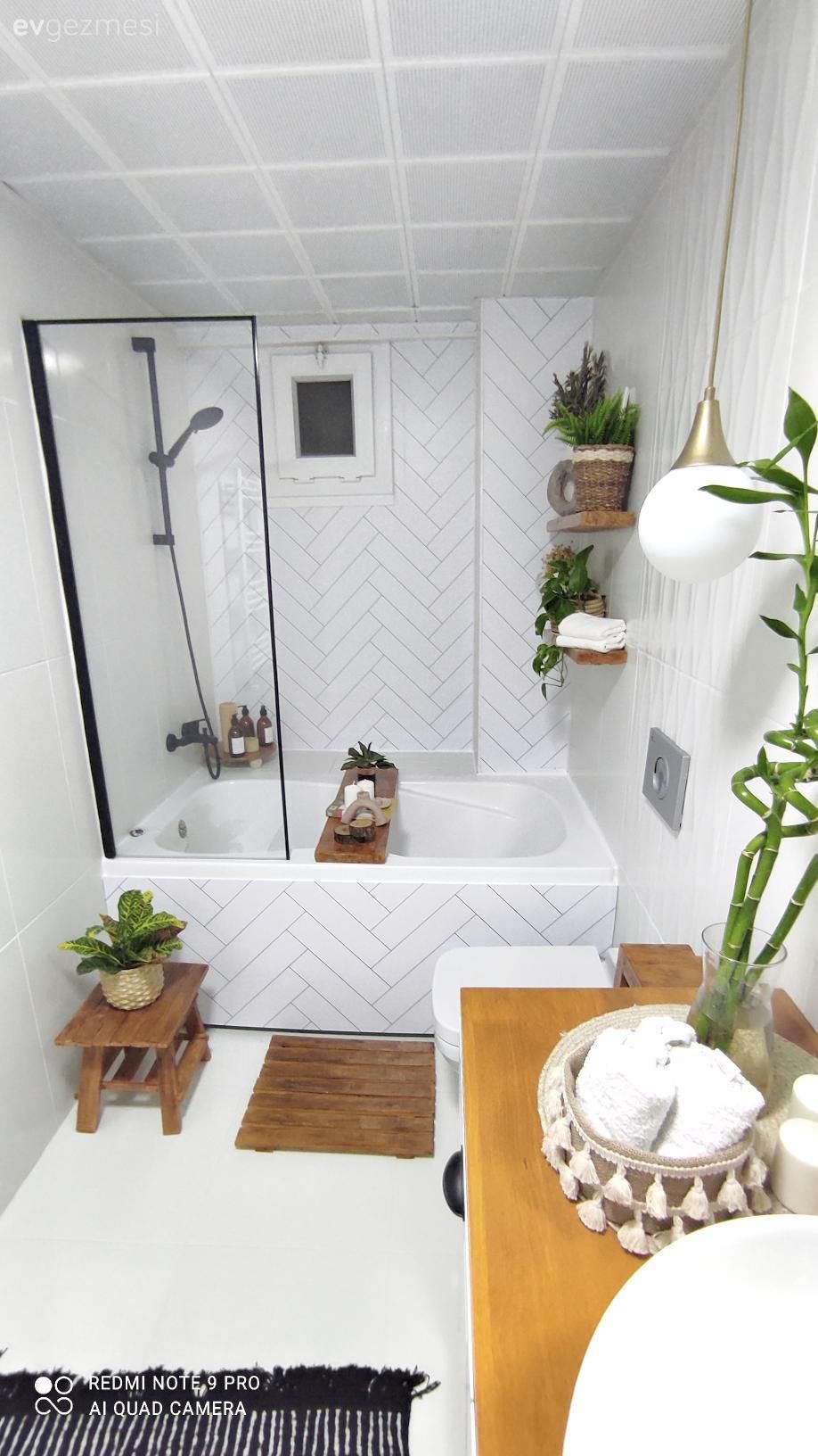 Öncesi&Sonrası: Küvetin Dışına Kadar Değişen Ferah Bir Banyo