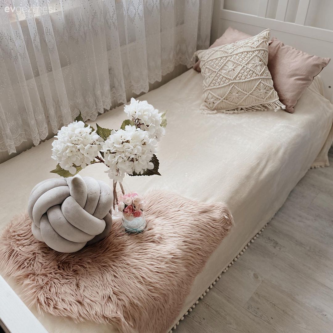 Çocuk Odası, Beyaz, Pudra pembe