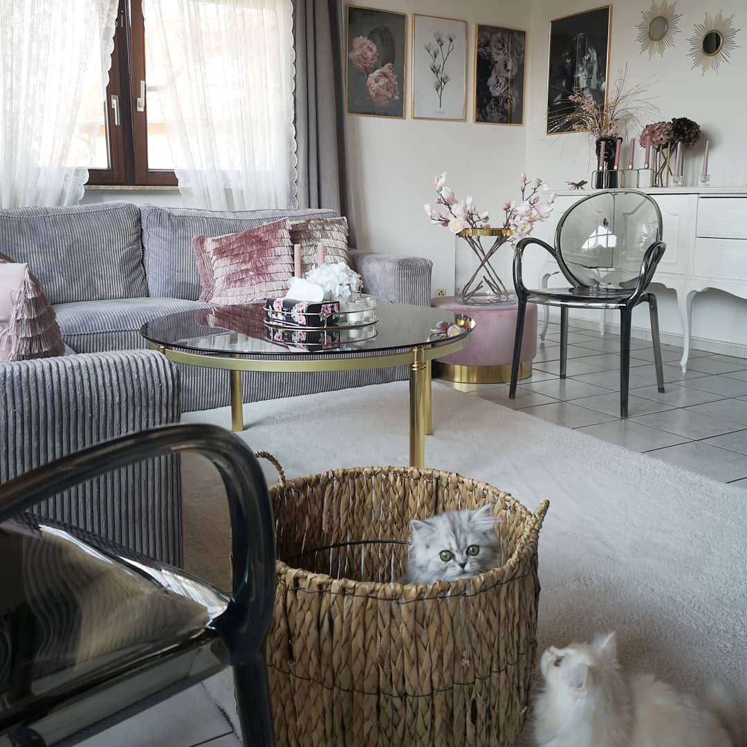 Bu Evde Ahşap Tavanlardan Yansıyan Sıcaklık Bütün Alanı Kuşatmış