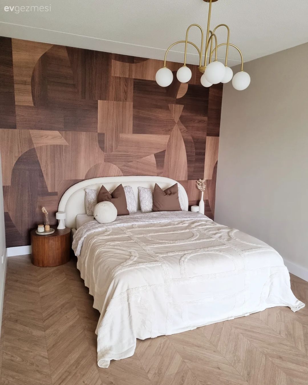 Öncesi&Sonrası: Zemindeki Kaplama Duvarda Yer Alınca Bakın Nasıl Olmuş!