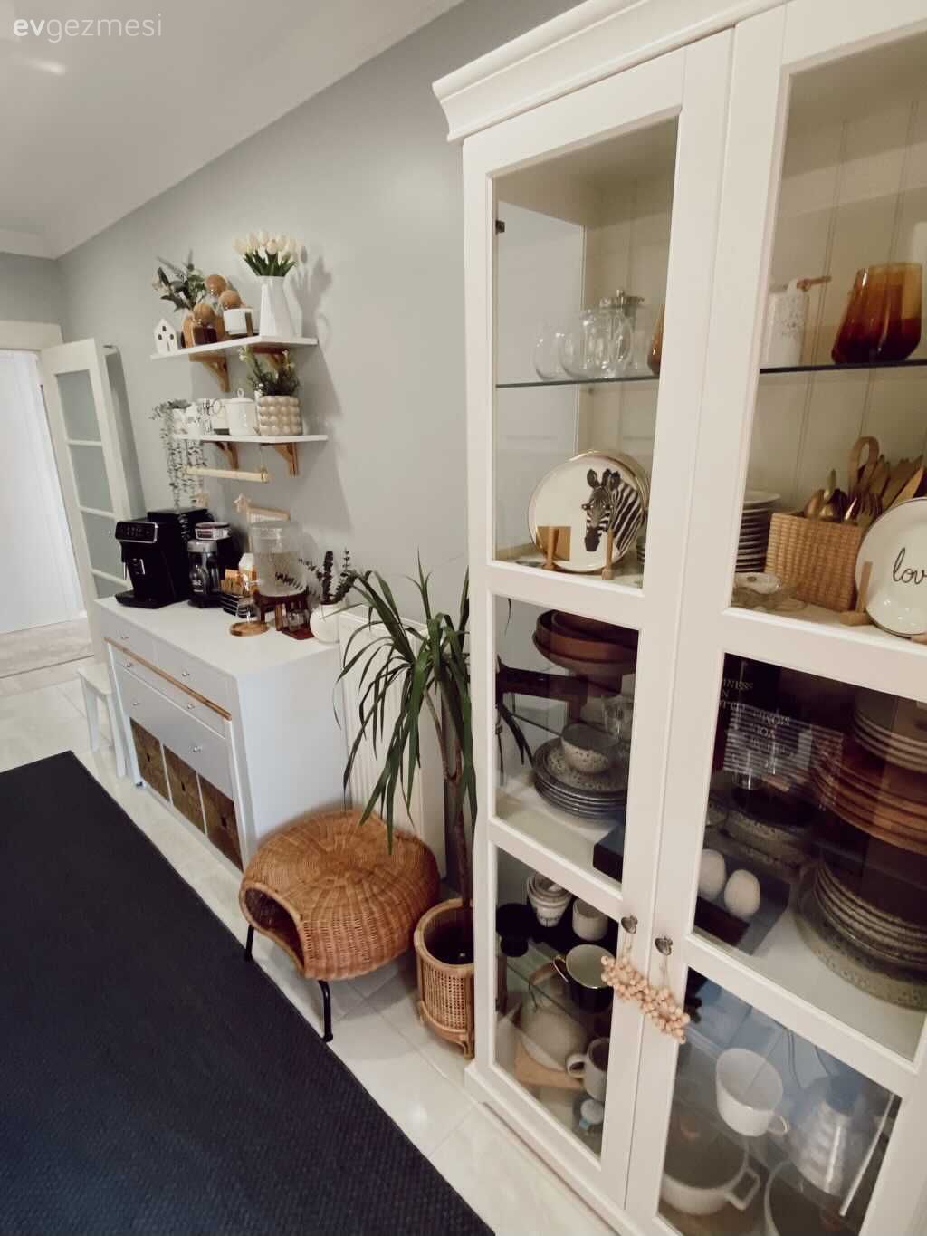 Mutfak rafı, Mutfak, Beyaz, Mutfak aksesuarları, Mutfak halısı