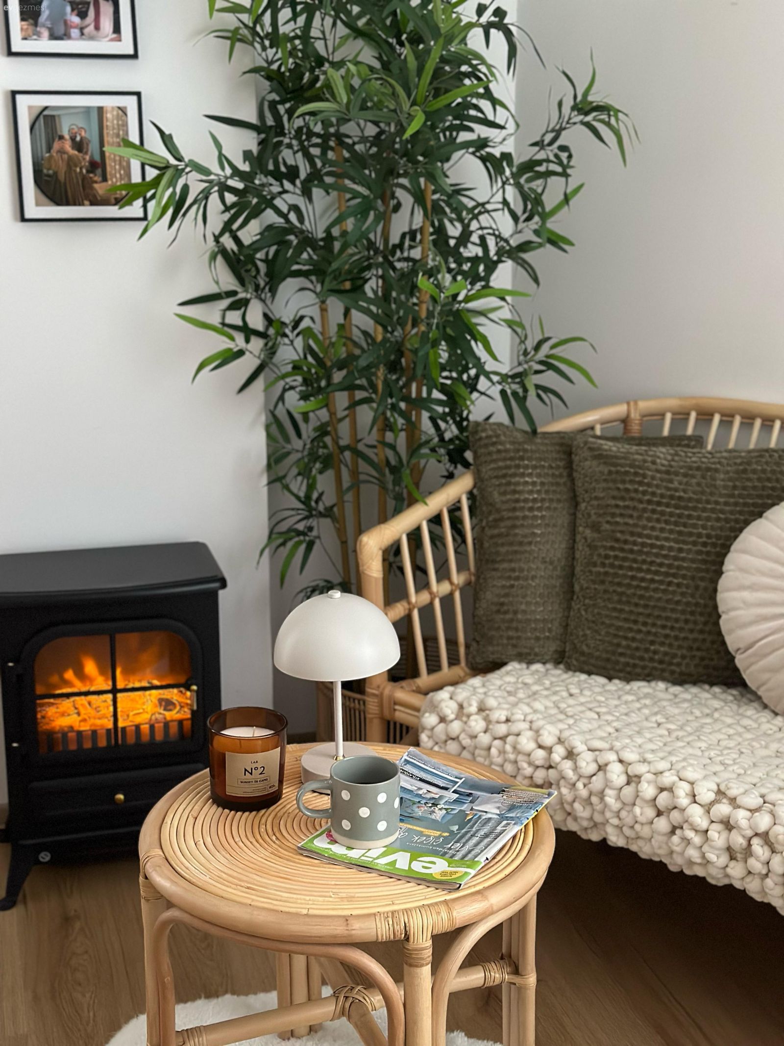 Bu Samimi Dekorun Yıldız Parçası Yeşil Halı