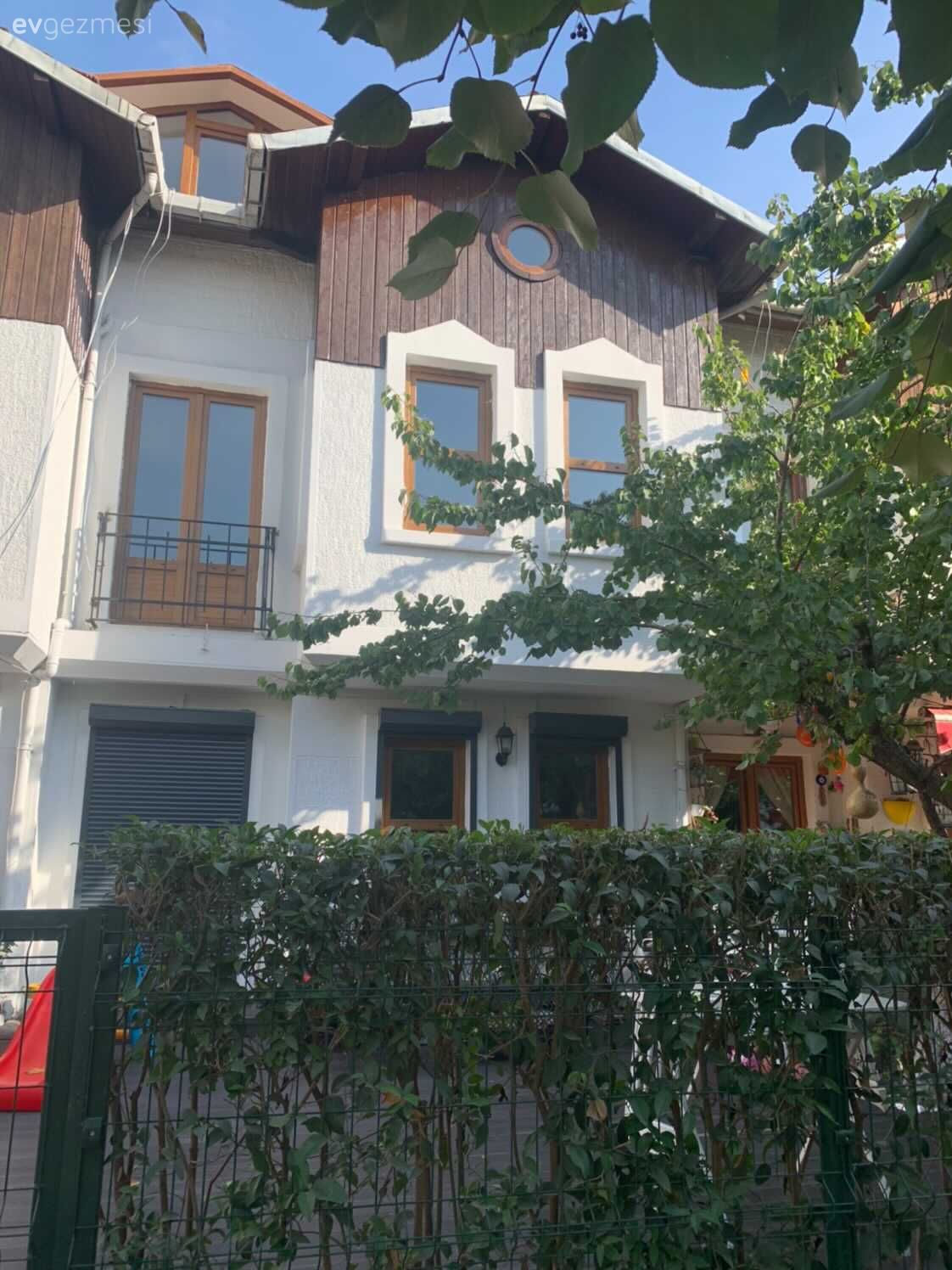 25 Yıllık Bu Müstakil Ev Yeni Haliyle Yıllara Meydan Okuyor!