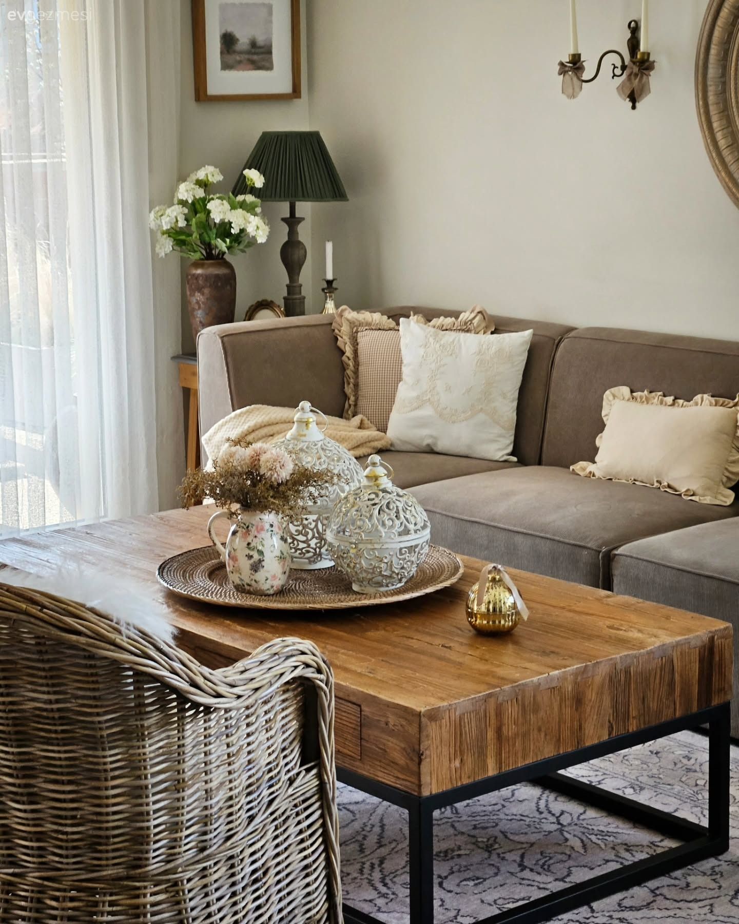 Bu Köy Evinin İçindeki Her Parça Nostaljiden Güç Almış