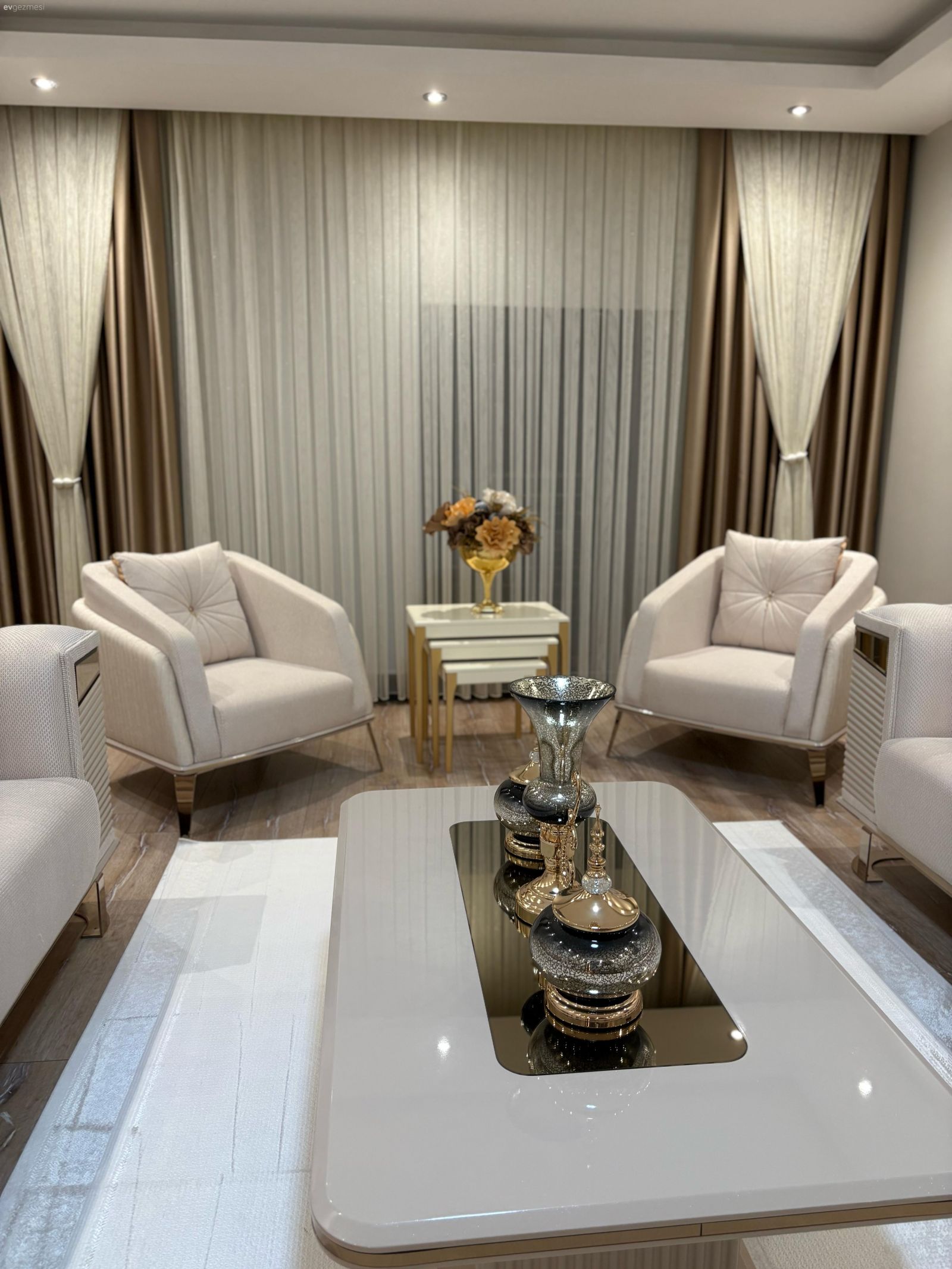 Bu Hatay Evinde Her Odanın Tarzı Başka Bir Havada