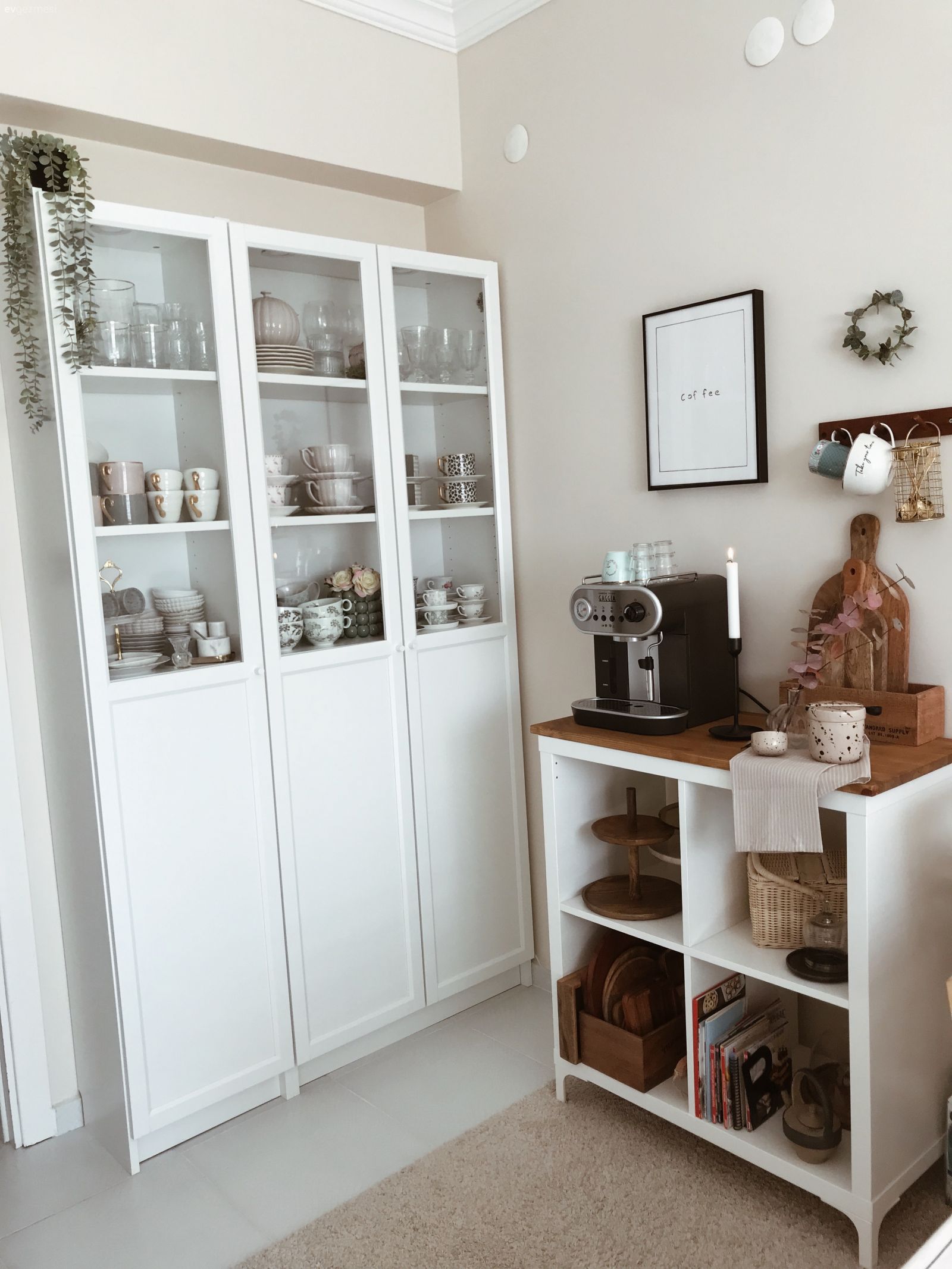 Mutfak, Beyaz, İskandinav, Kahve köşesi, Ekstra mutfak dolabı