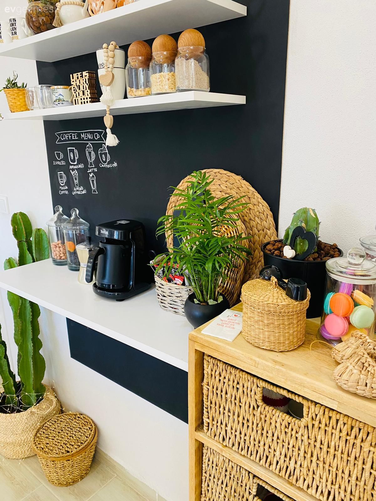 Ev Gezmesi: Antalya'dan Sıcacık Bir Köy Evi!