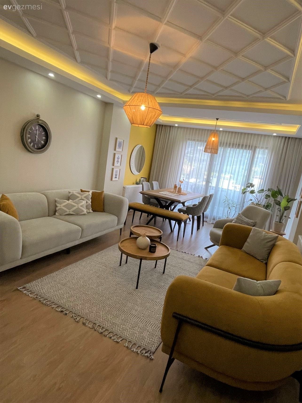 Bu Samsun Evinde Beyaz ve Sarı Ortaklığı Alanı Şenlendirmiş!