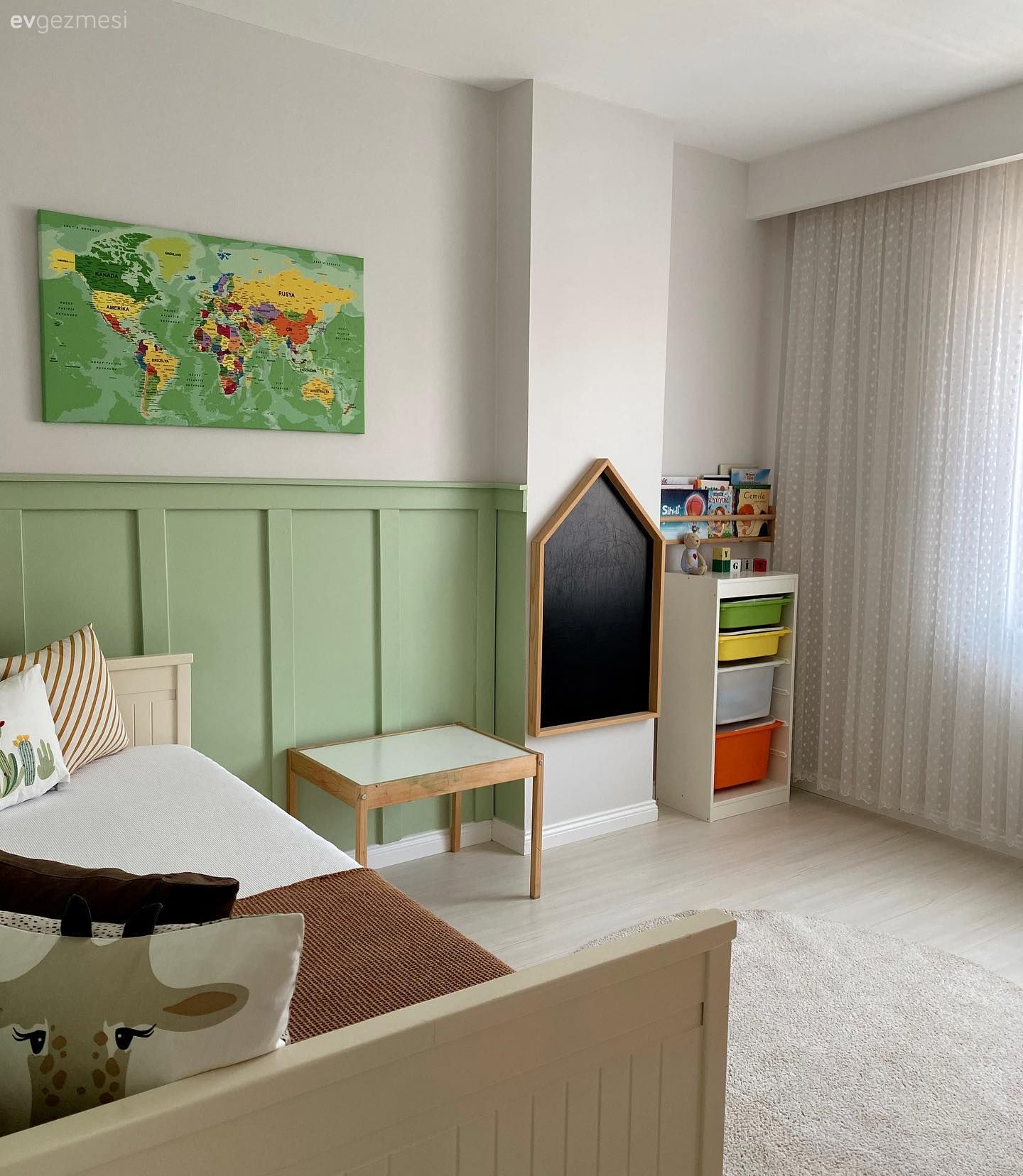 Öncesi Güneşin Yansıması Sonrası Sükunetin Dışa Vurması