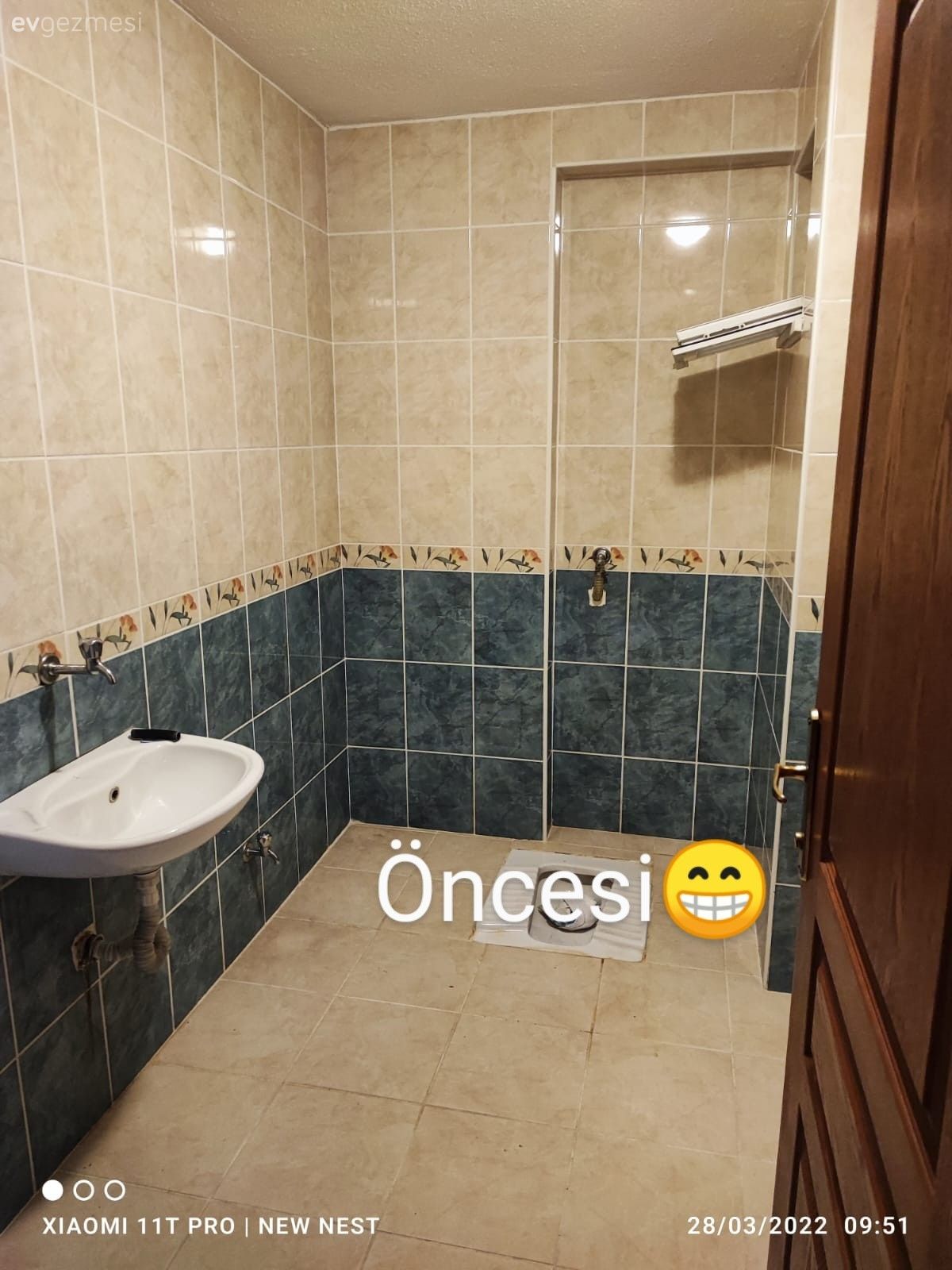 Öncesi Bir Lavabo Bir Klozet Sonrası Tam Anlamıyla Bir Afet!