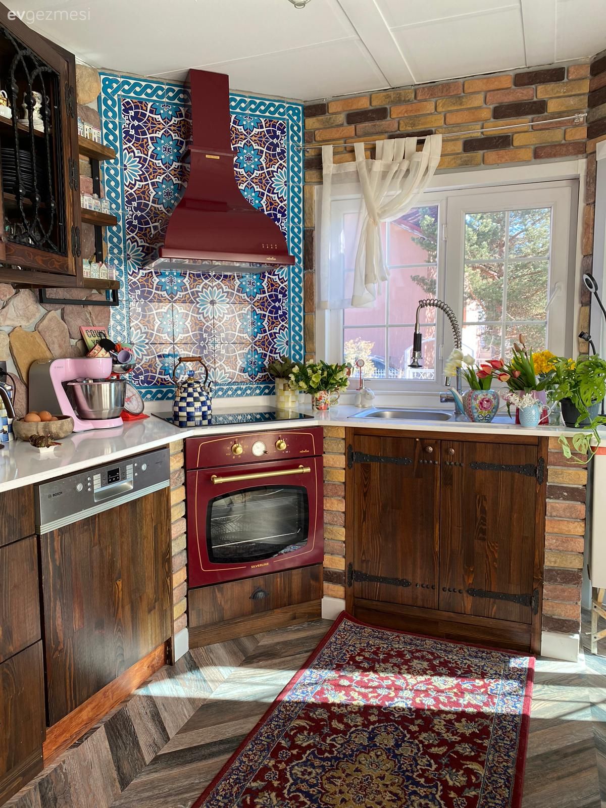 Bir Yanı Geçmişte Bir Yanı Bugünde: Tokat'tan Sıcacık Bir Yayla Evi!