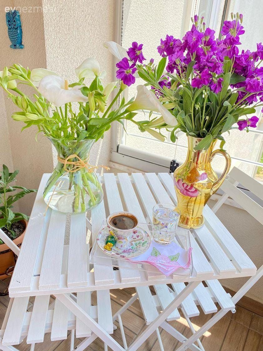 Akdeniz Rüzgarı Estiren Bu Balkondan Kalkmak Hiç de Kolay Değil!