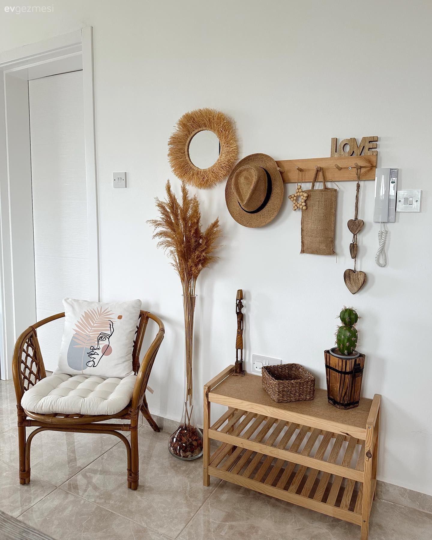 Bu Kıbrıs Evinde Sıcaklık ve Konfor Her Şeyden Önemli!