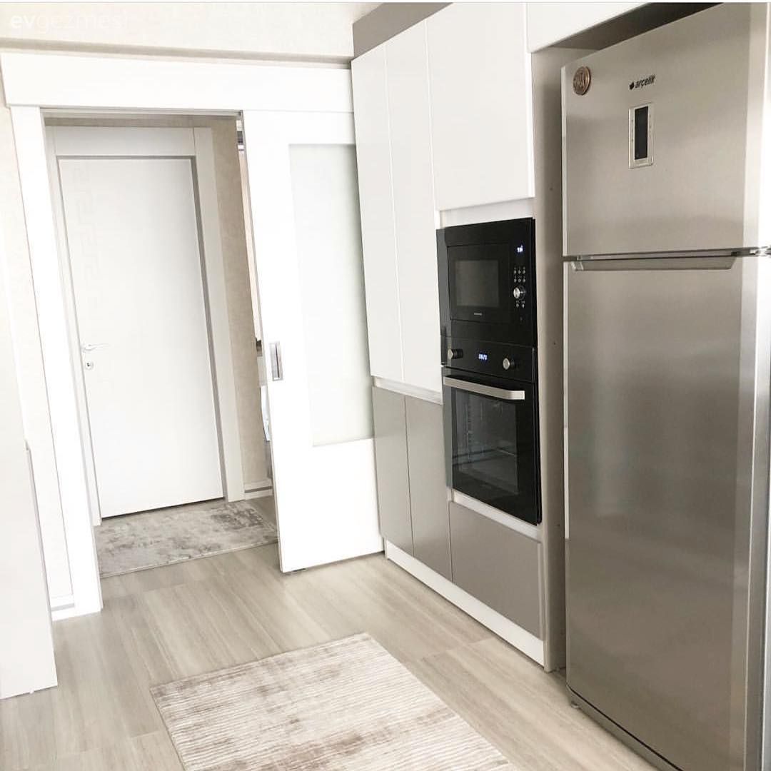 Mutfak, Modern mutfak, Gri, Beyaz, Siyah, Kulpsuz mutfak dolabı, Mutfak halısı, Halı, Ankastre