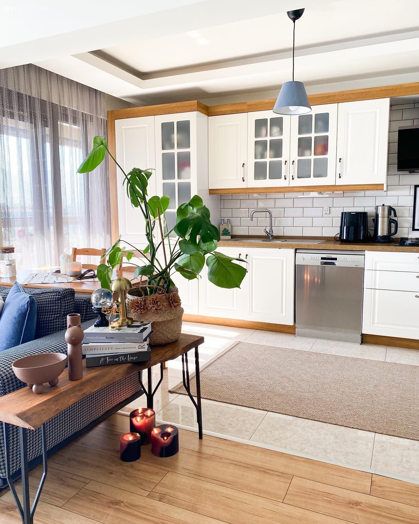 Desenlerle Arası İyi Olan Bu Evde Özgürlüğün de Önemi Başka!