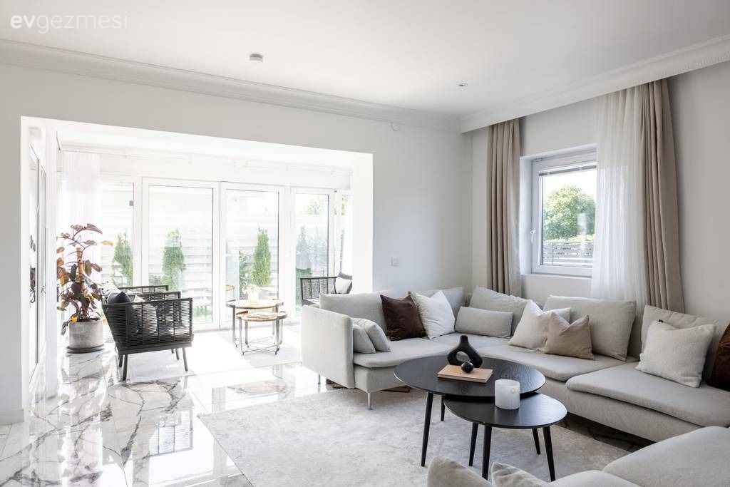 Seyir Terası ile Tasarımın Nimetlerini Güzelce Yansıtan Bir Villa