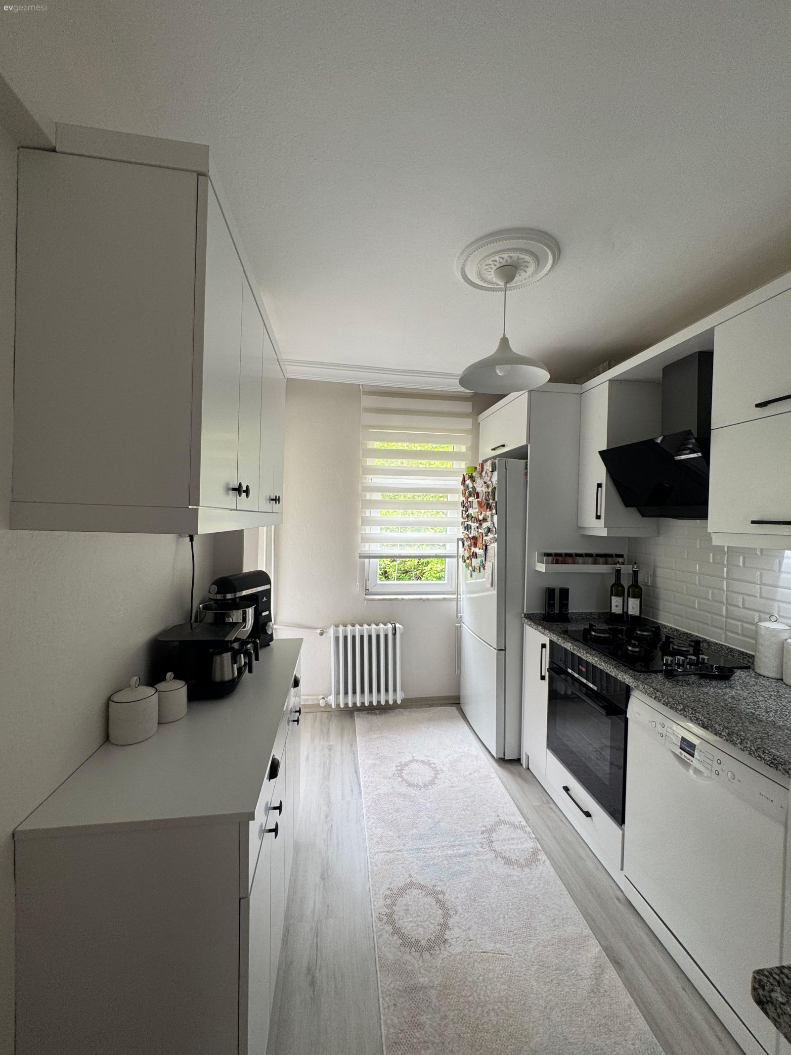 Lojman Olsa Da Komple Değişimle Ödüllendirilen Bir Mutfak