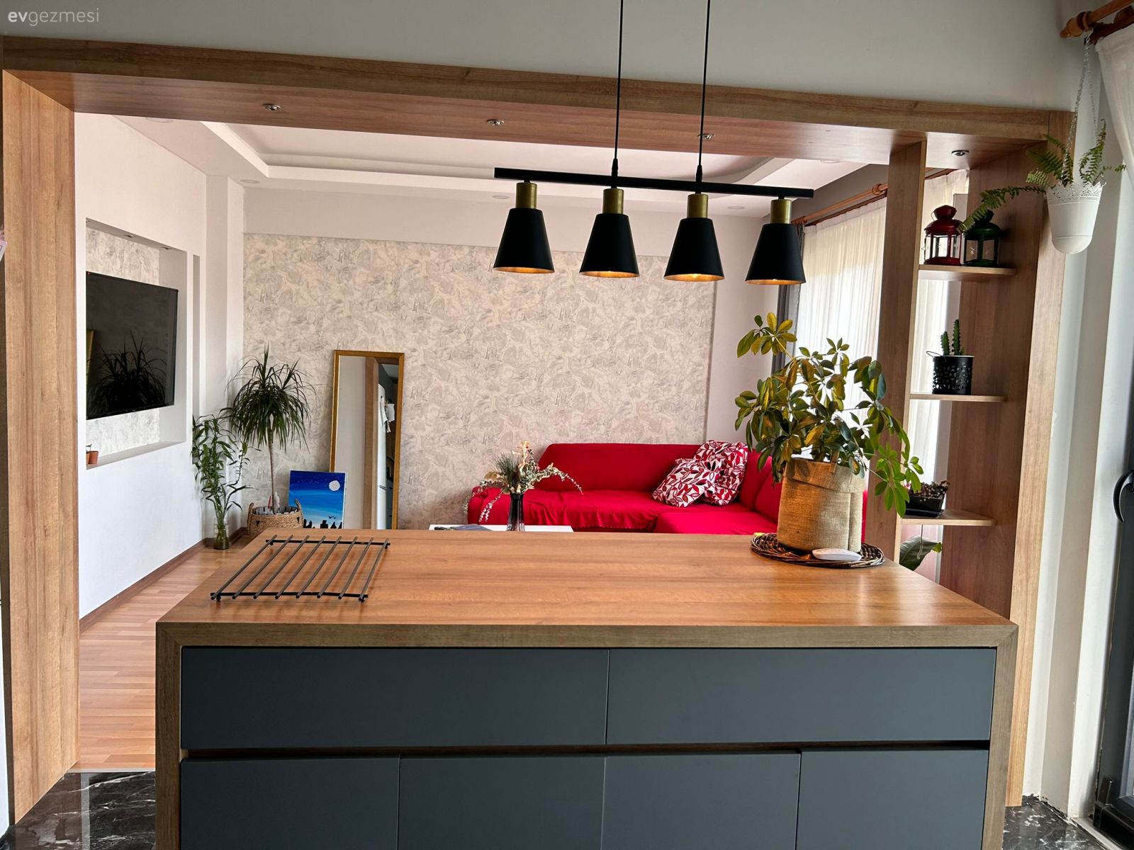 Öncesi Geleneksel Sonrası Modern ve Rustik Bir Mutfak!