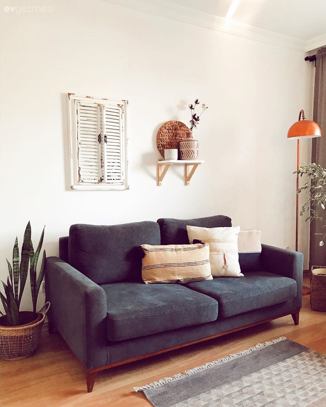 Retroyu Çok Seven Bu İzmir Evinde Enerji Hep Pozitif!