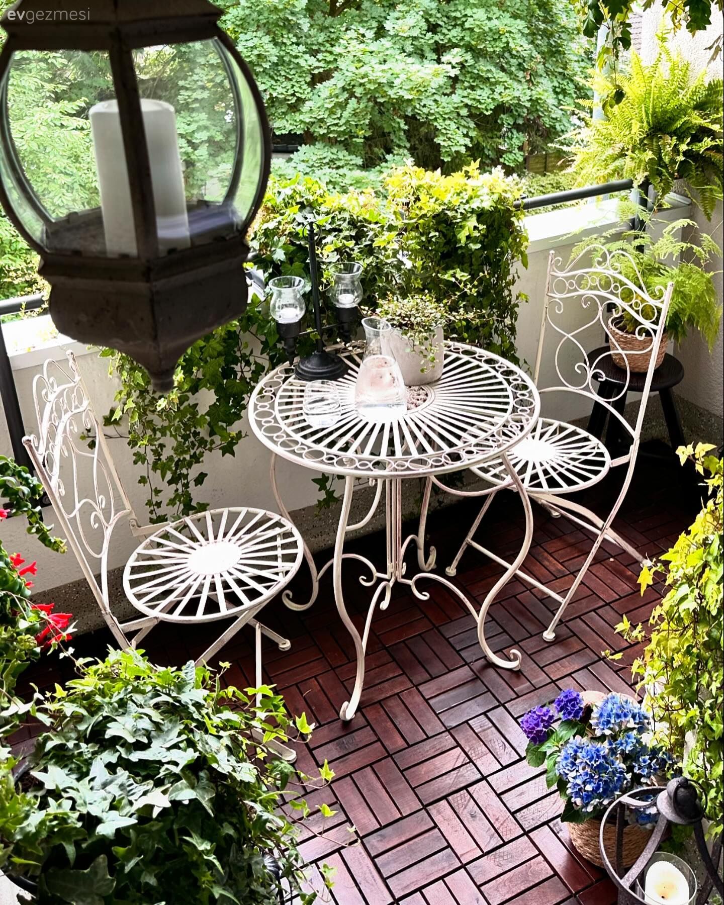 Balkon Mobilyası Almadan Önce Dikkat Edilmesi Gerekenler