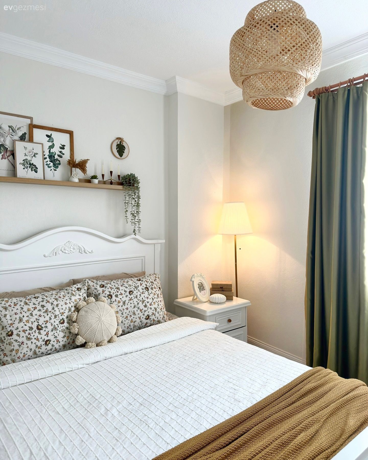 Turuncu Koltuğun Enerjisi Bu Eve Pek İyi Gelmiş