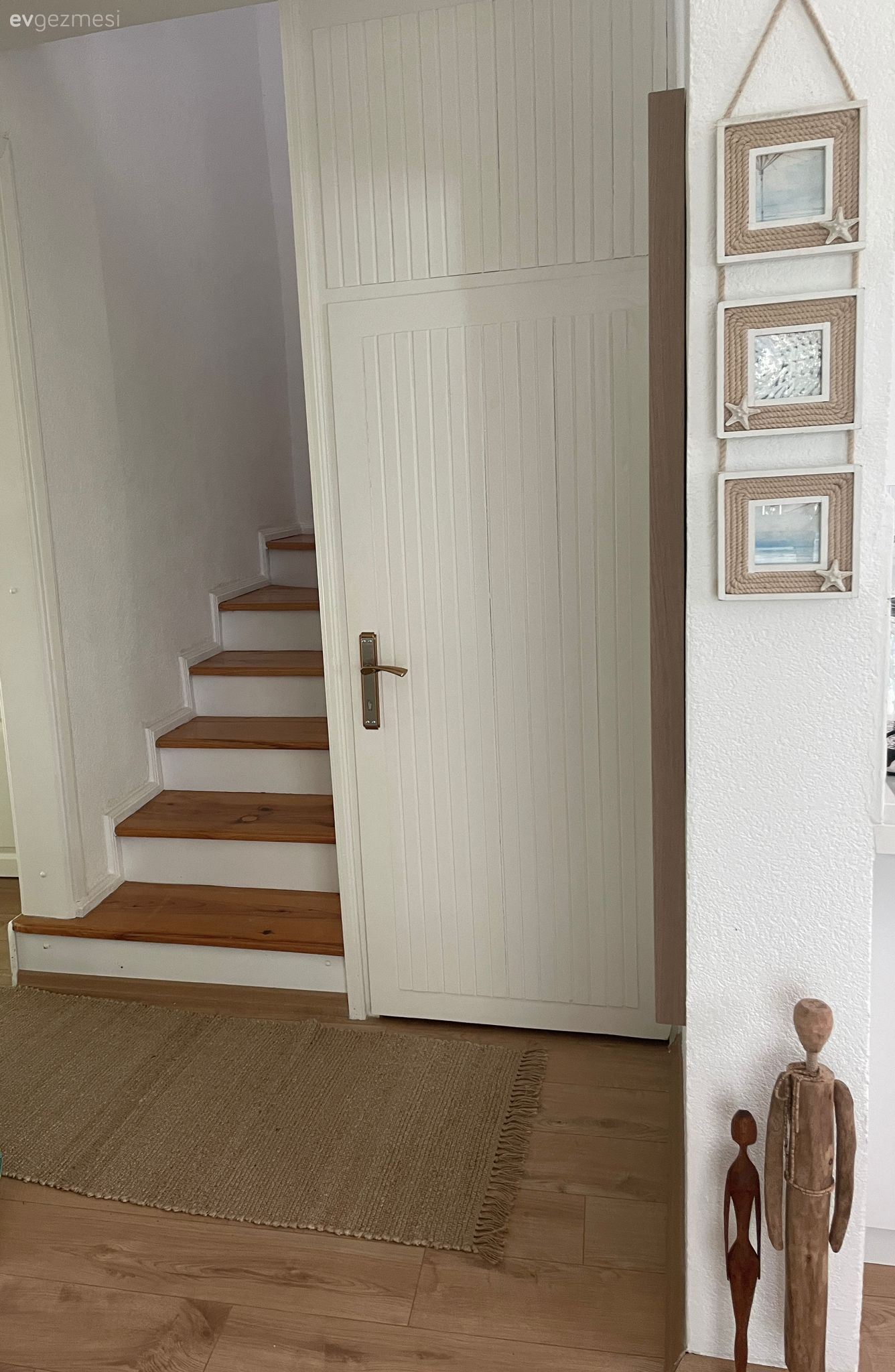 İçi 80 M2 Olan Bu Dikili Yazlığının Bahçesi Ayrı Bir Ev Kadar!