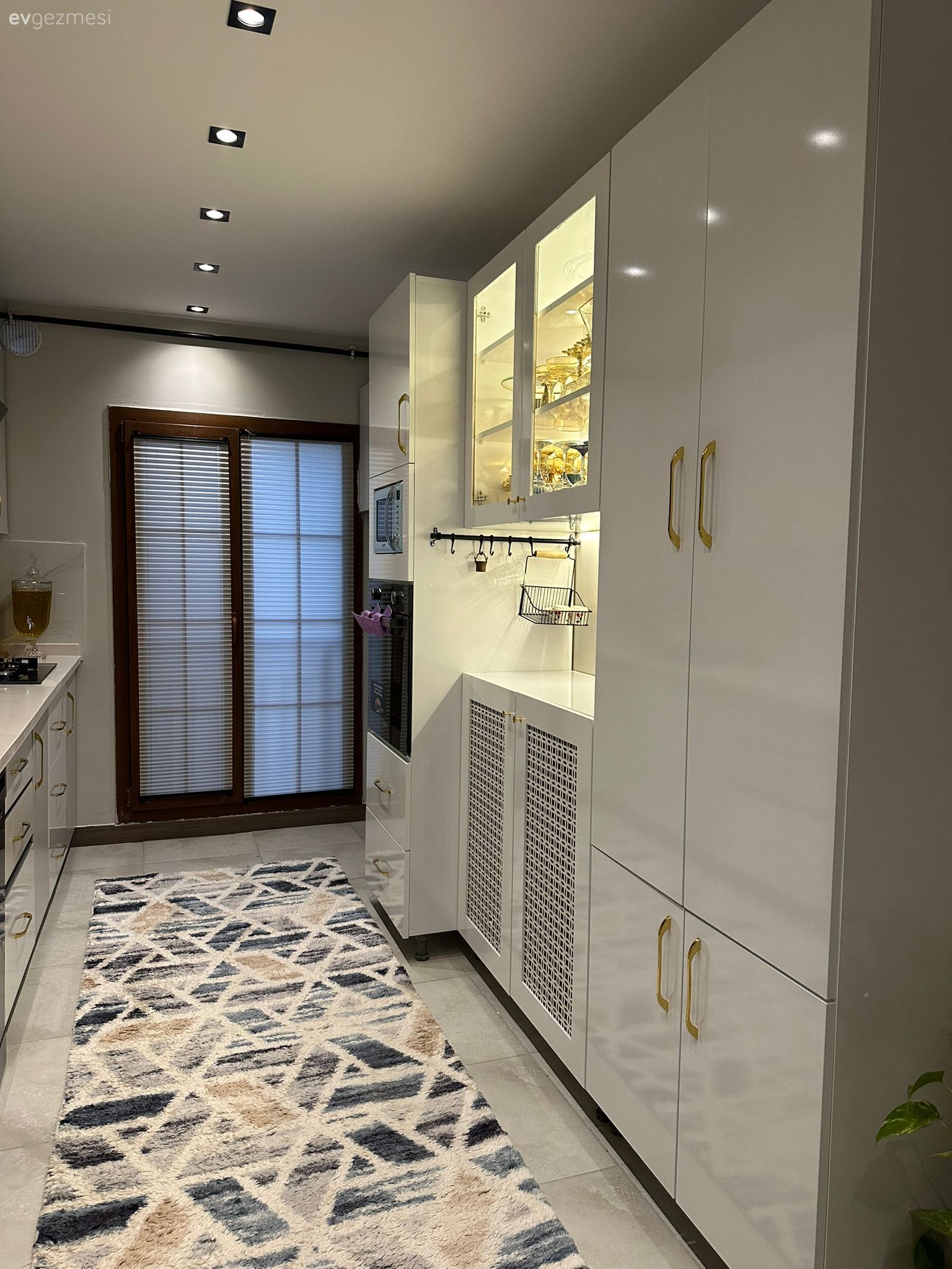 12 M2'lik Bu Toki Mutfağı Yeni Haliyle Çok Kullanışlı!