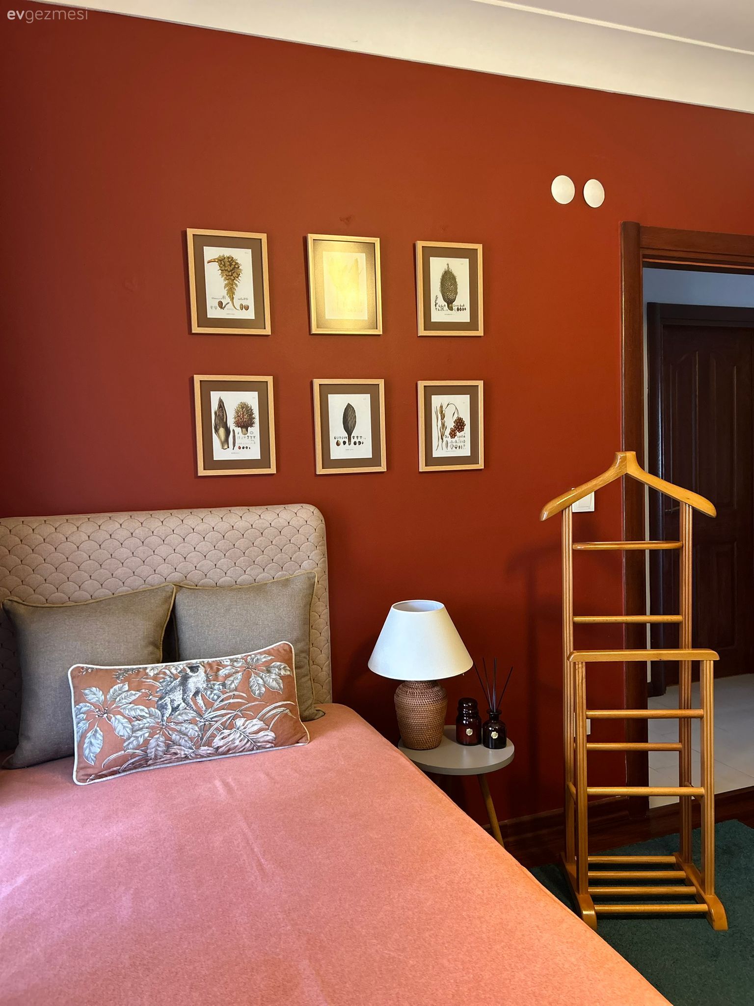 Denize Komşu Bu Dubleks Evde Özenli Detaylar Göze Çarpıyor