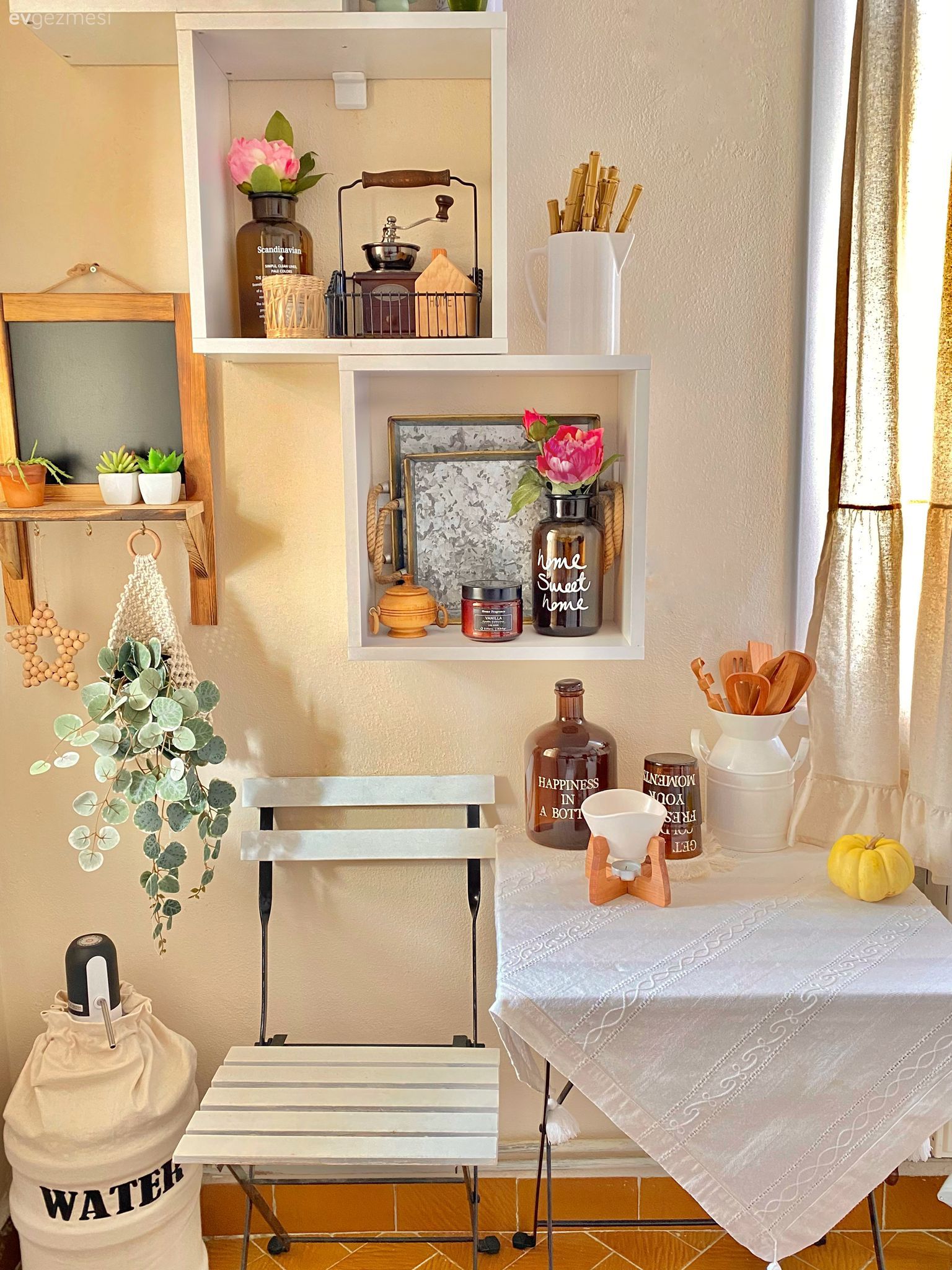 Bu İstanbul Evinde Zarafet ve Sıcaklık Kol Kola!