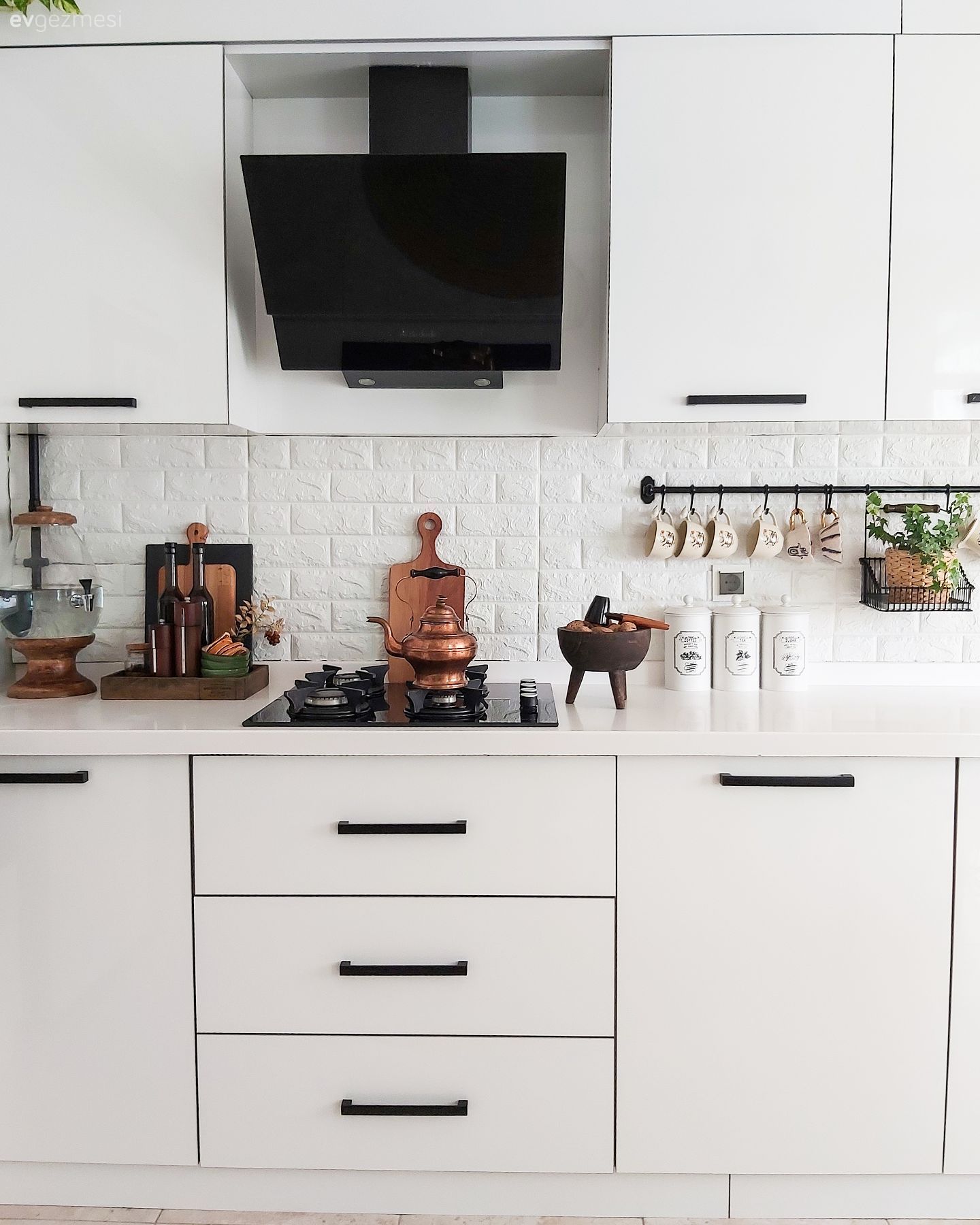 Mutfak Dolabınız İçin Hangi Çekmeceler Uygun? Seçim Kriterleri!