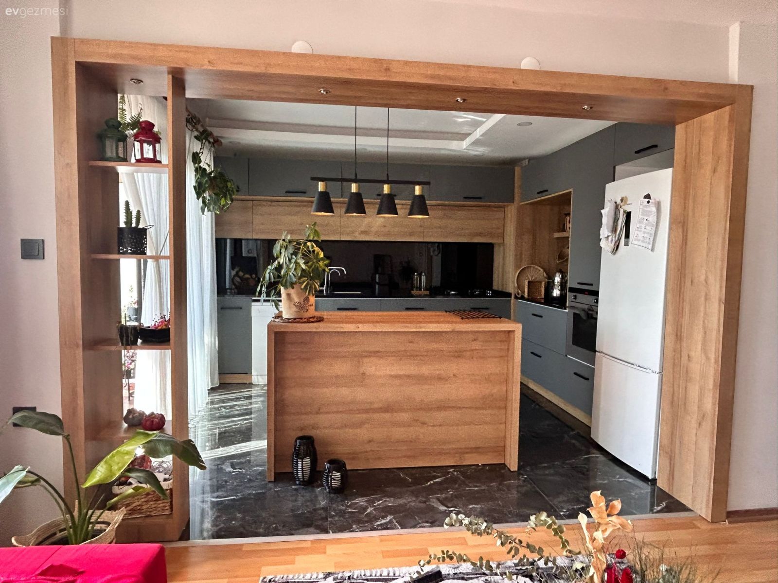 Öncesi Geleneksel Sonrası Modern ve Rustik Bir Mutfak!